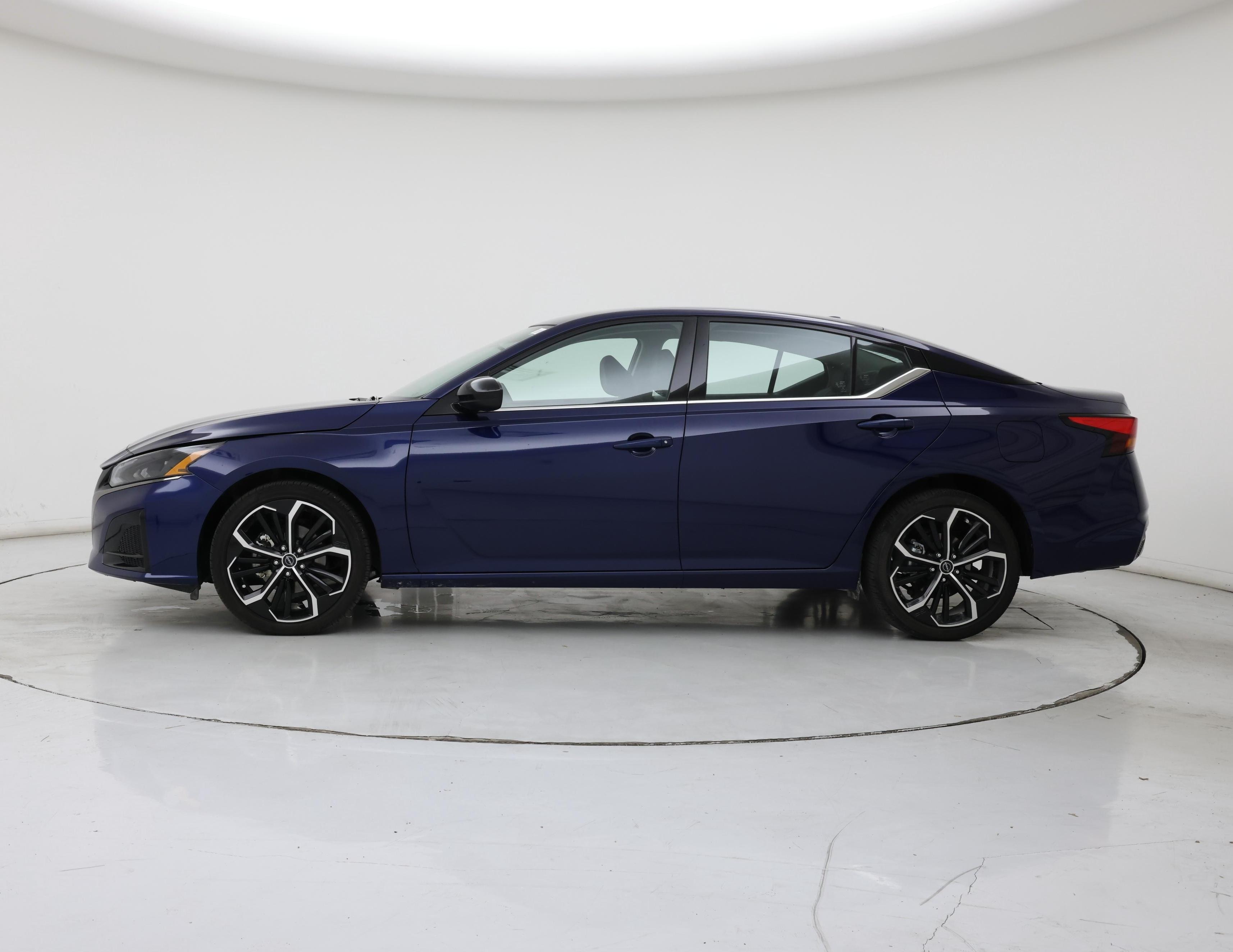 Thumbnail: 2024 Nissan Altima - 3