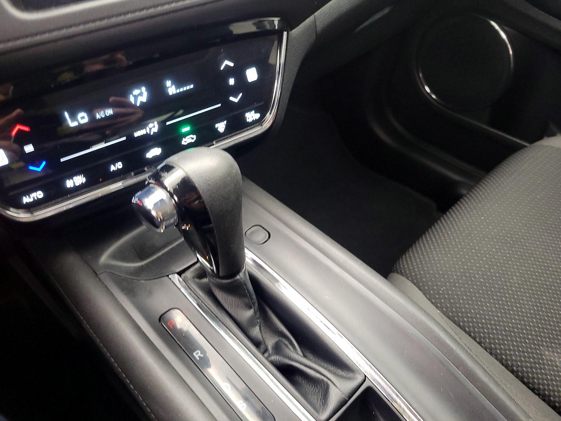Thumbnail: 2020 Honda HR-V - 17