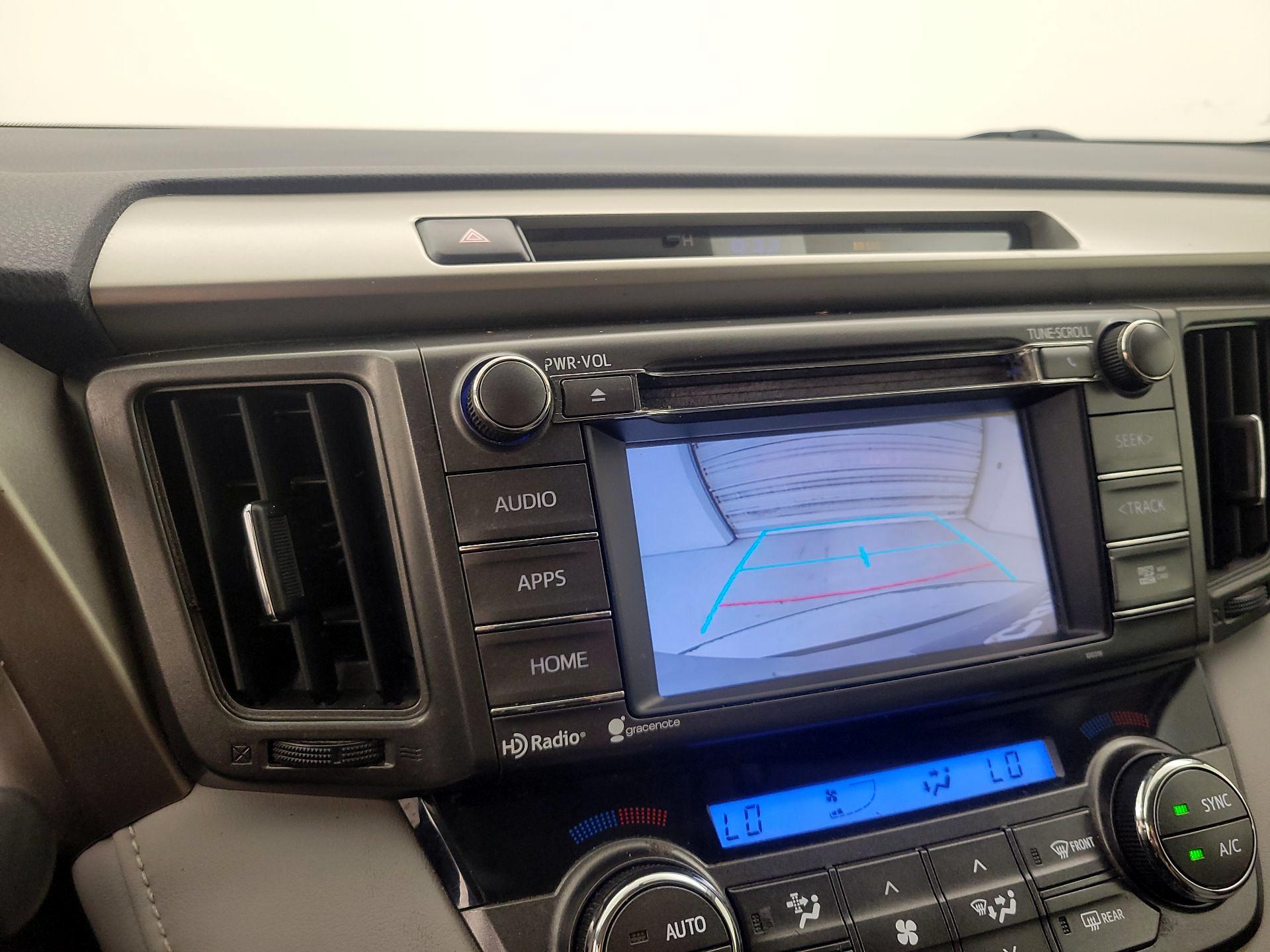 Thumbnail: 2015 Toyota RAV4 - 15