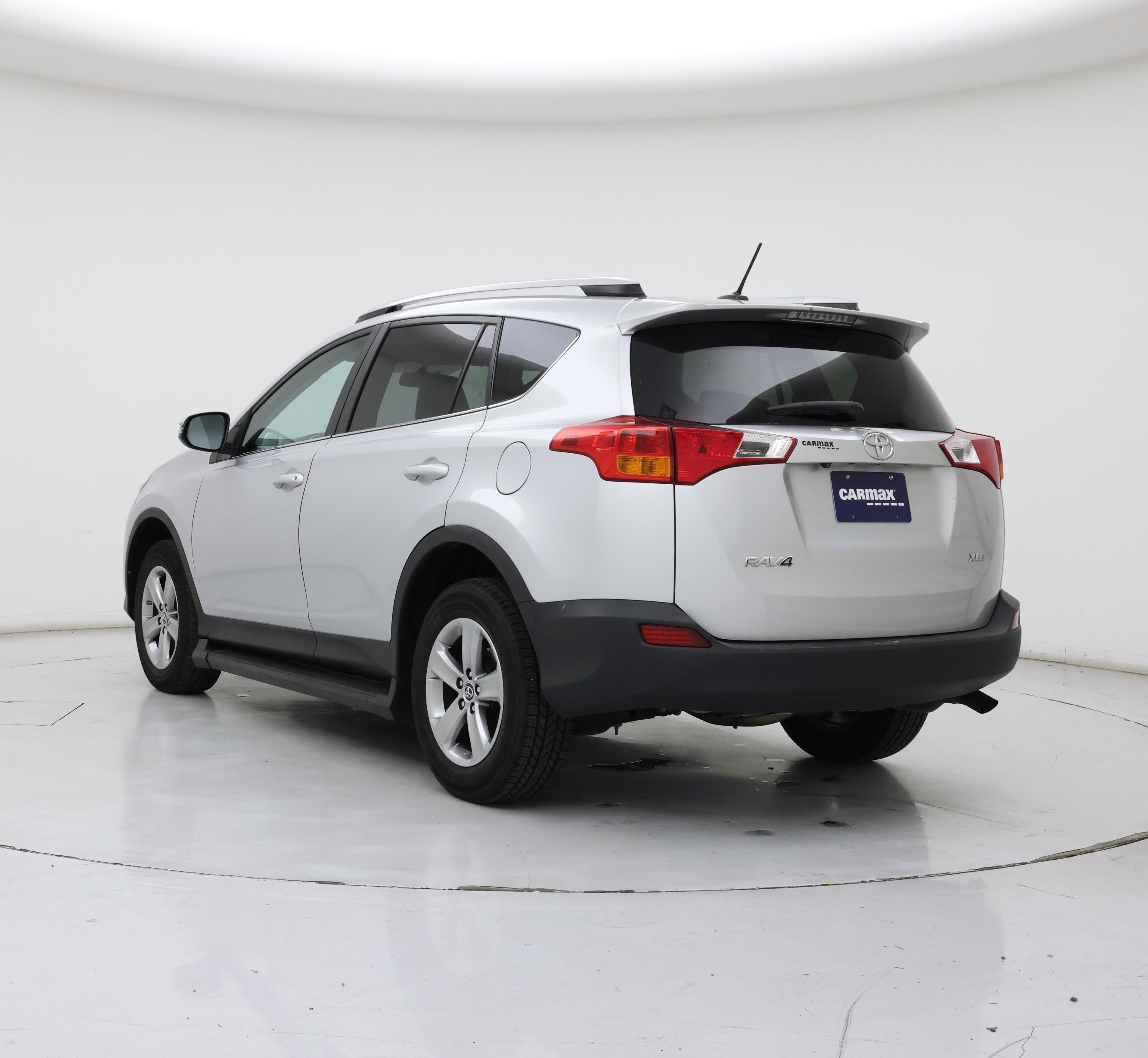 Thumbnail: 2015 Toyota RAV4 - 2