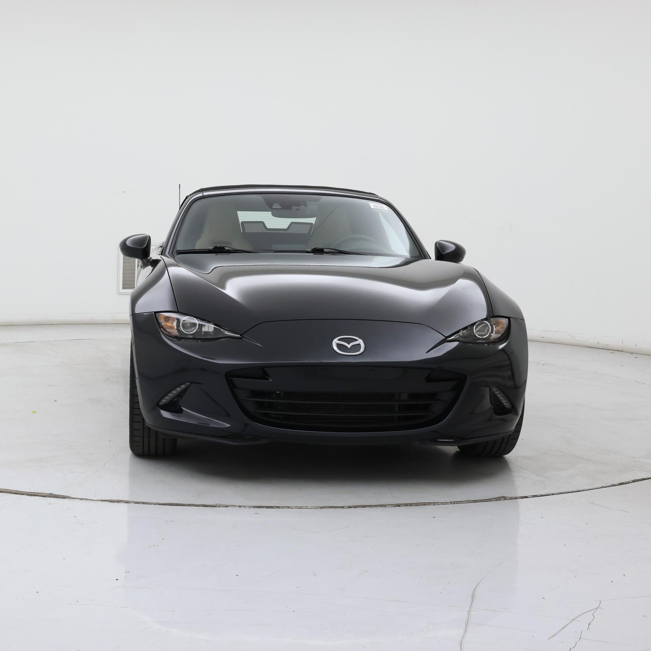 Thumbnail: 2016 Mazda MX-5 Miata - 5