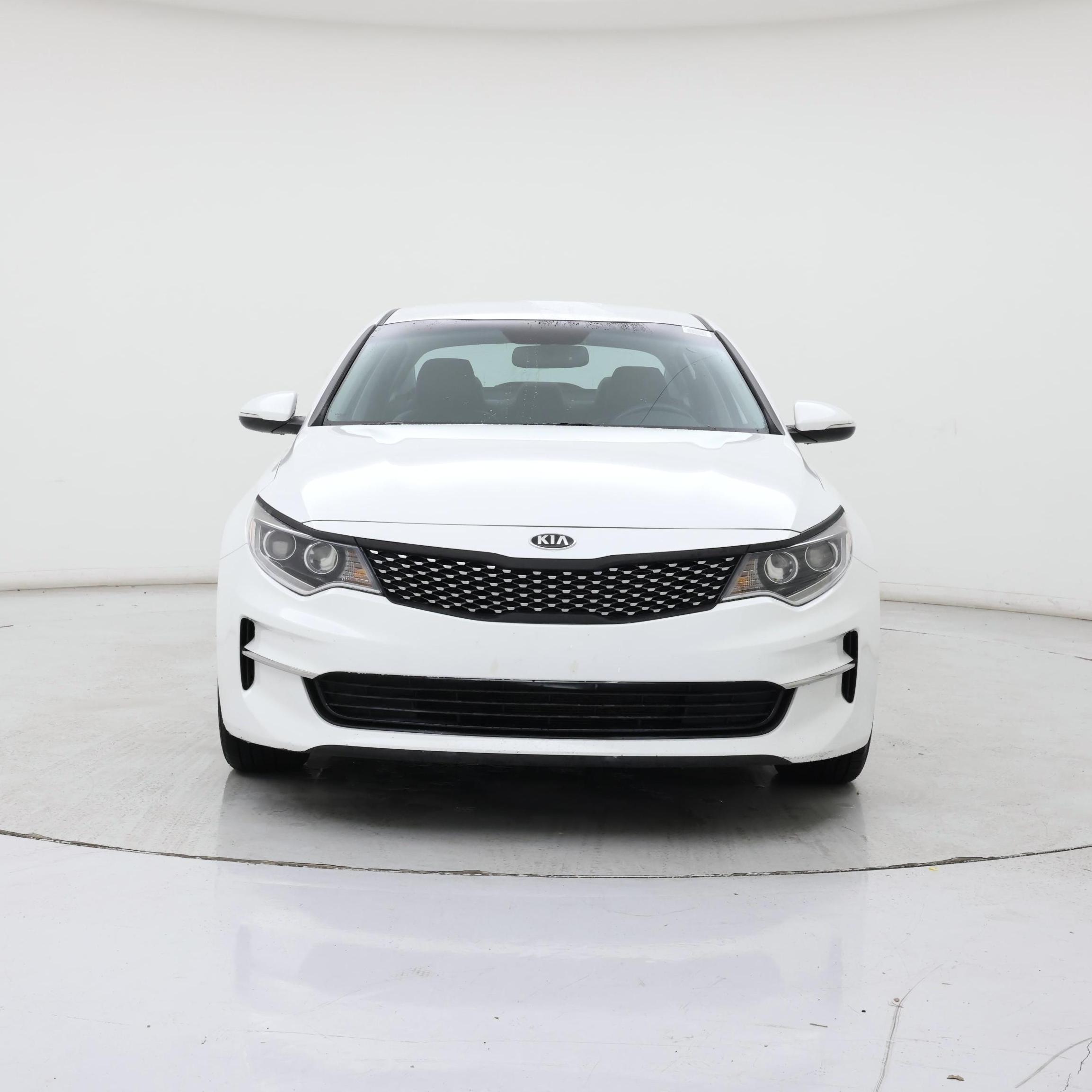 Thumbnail: 2017 Kia Optima - 5