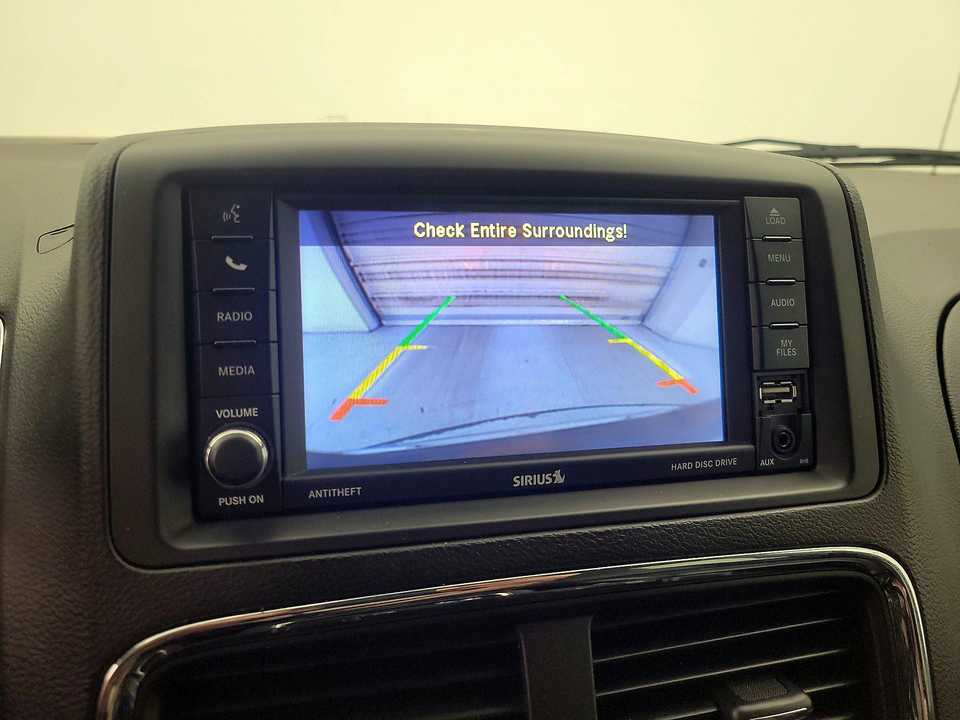 Thumbnail: 2019 Dodge Grand Caravan - 14