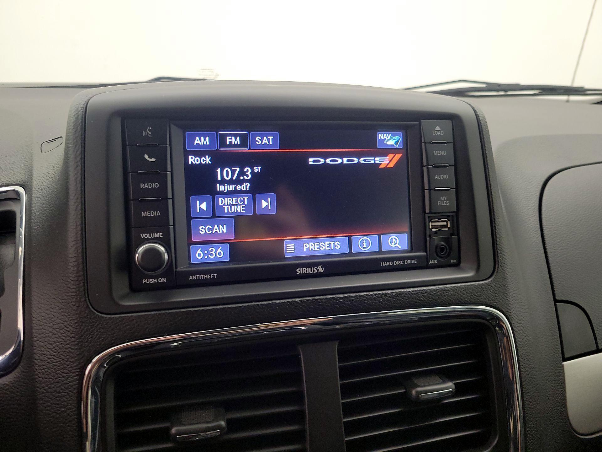 Thumbnail: 2019 Dodge Grand Caravan - 15