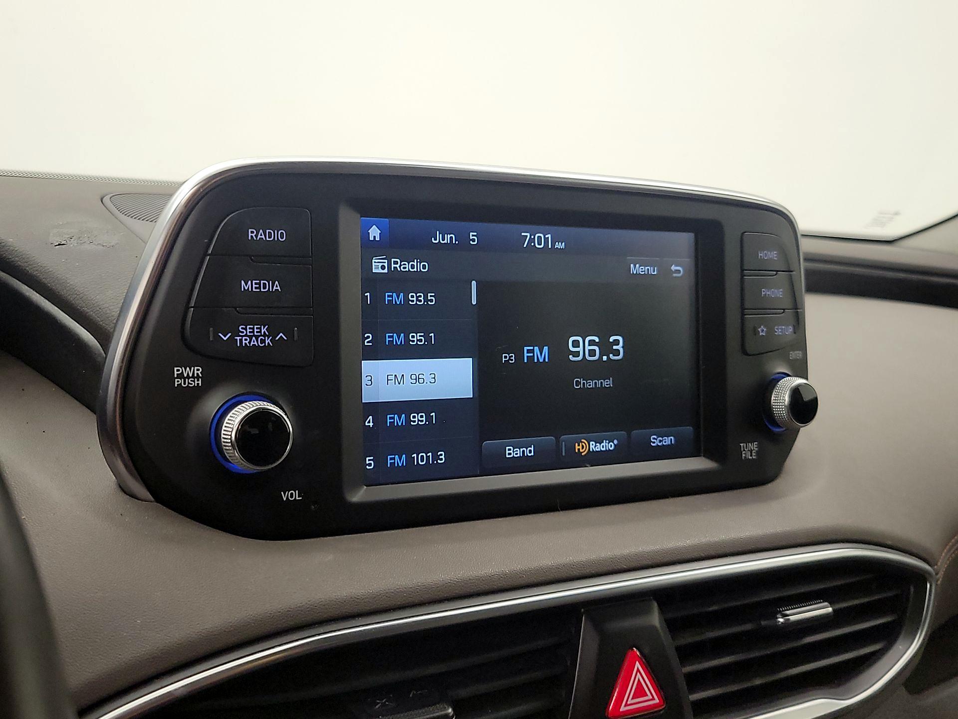 Thumbnail: 2019 Hyundai Santa Fe - 15