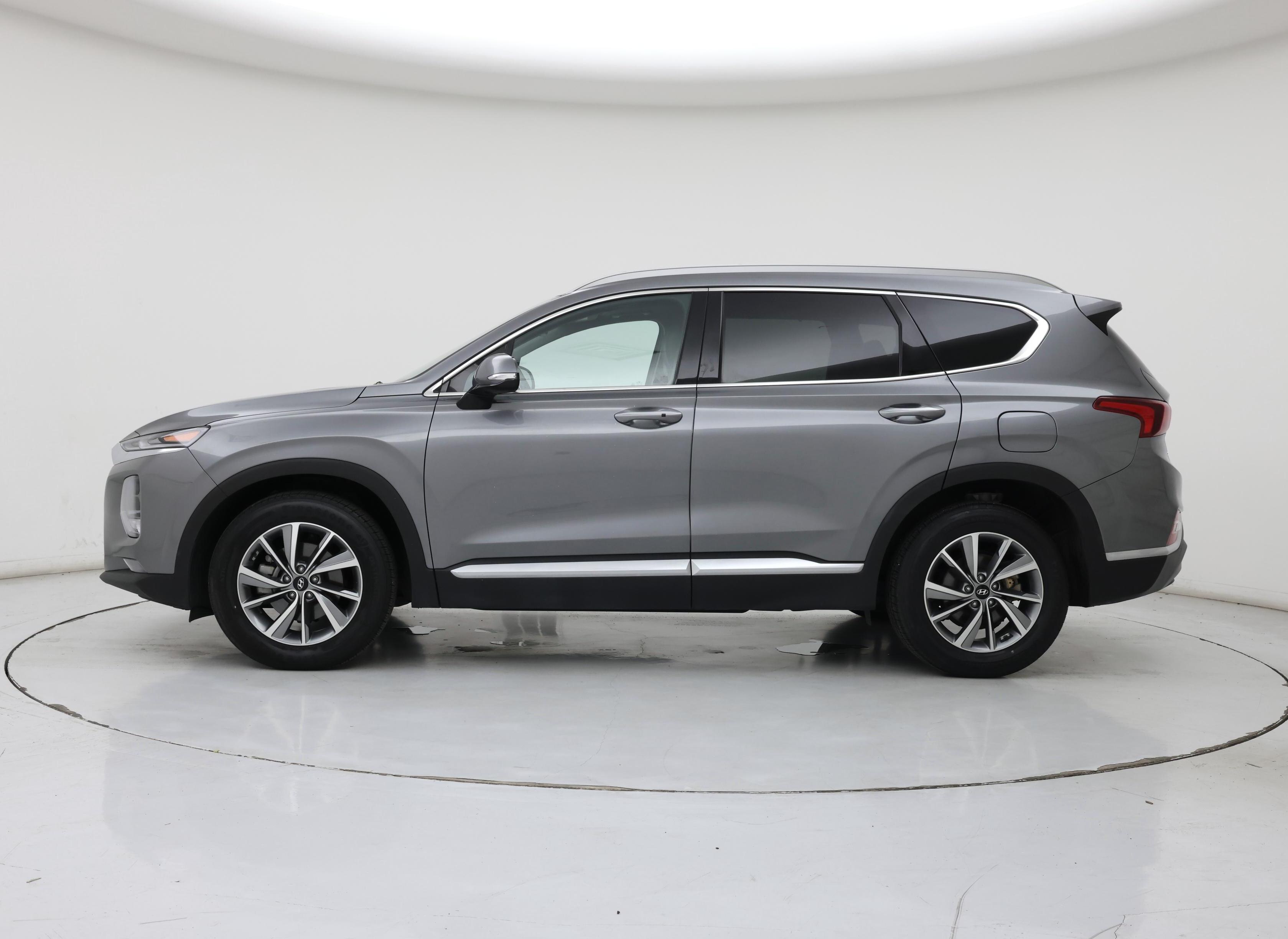 Thumbnail: 2019 Hyundai Santa Fe - 3