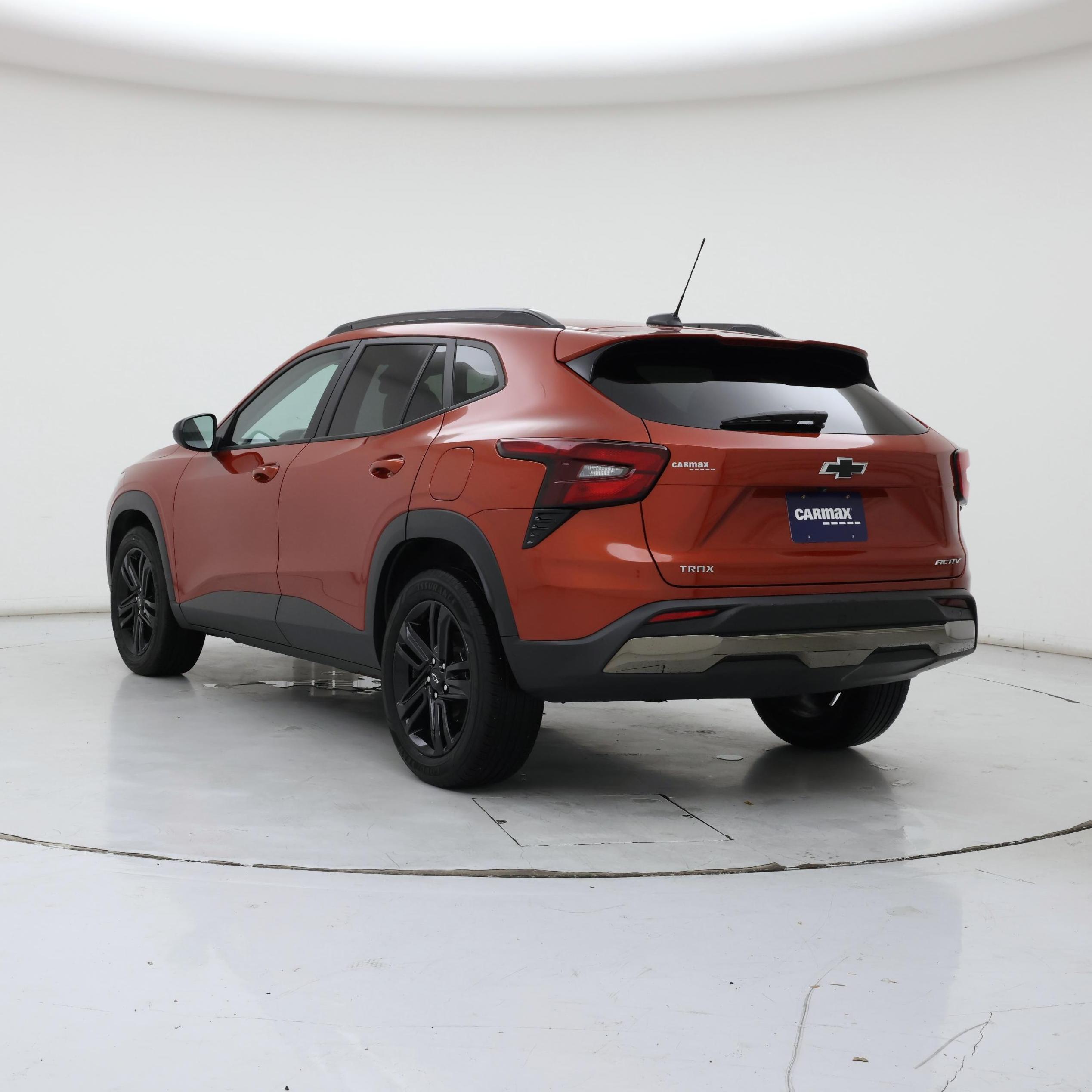 Thumbnail: 2024 Chevrolet Trax - 2