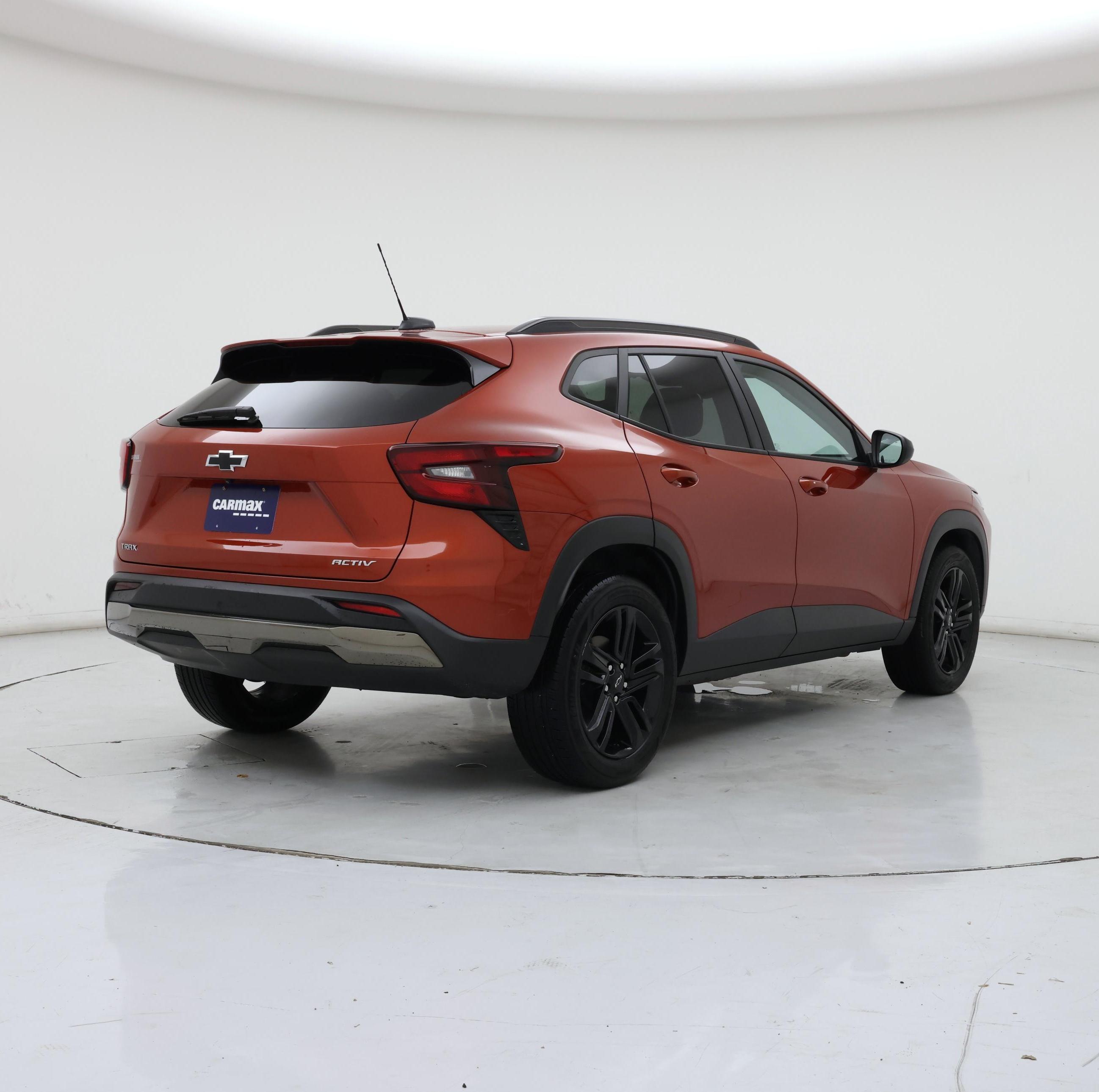 Thumbnail: 2024 Chevrolet Trax - 8