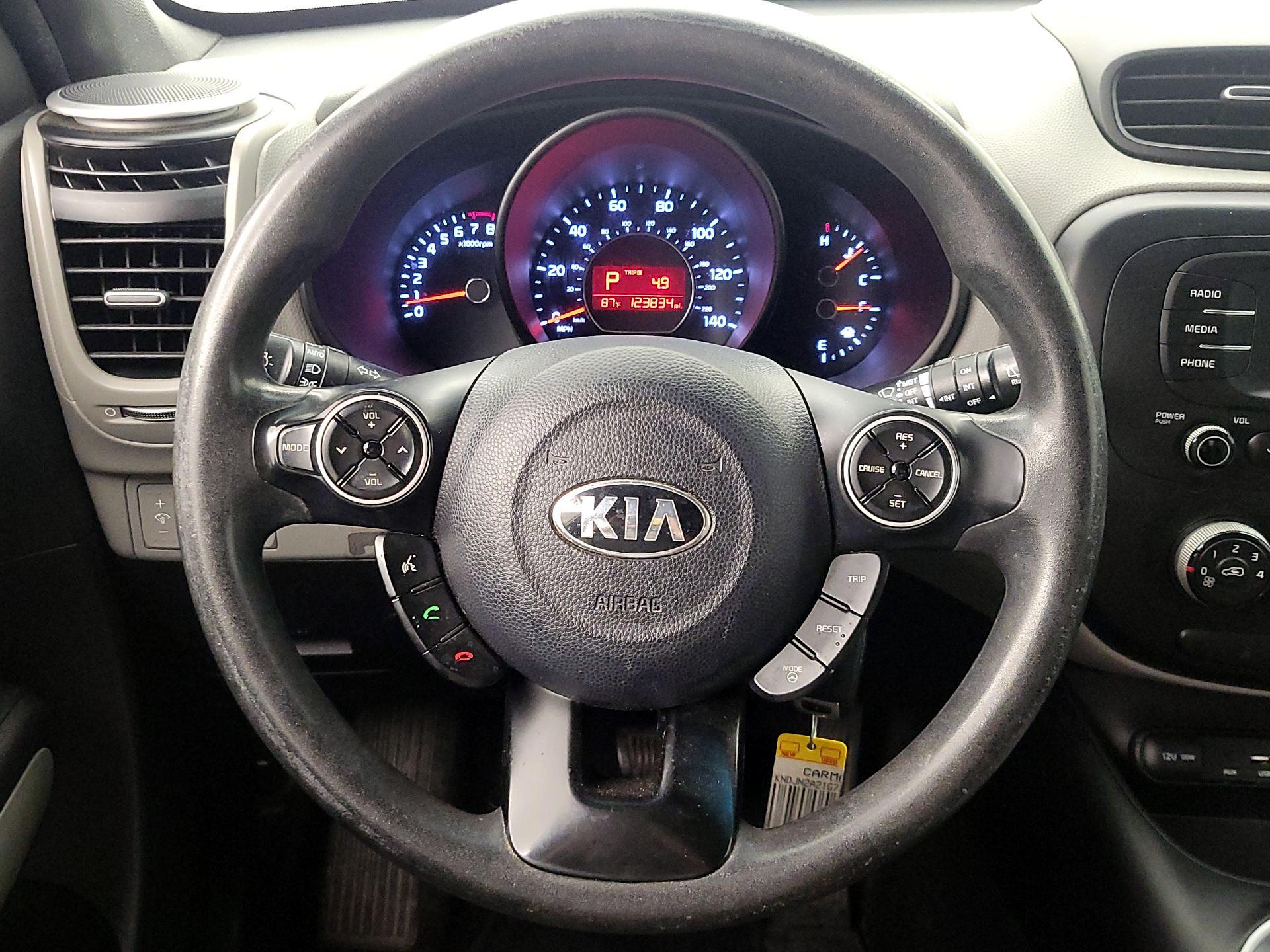 Thumbnail: 2016 Kia Soul - 10
