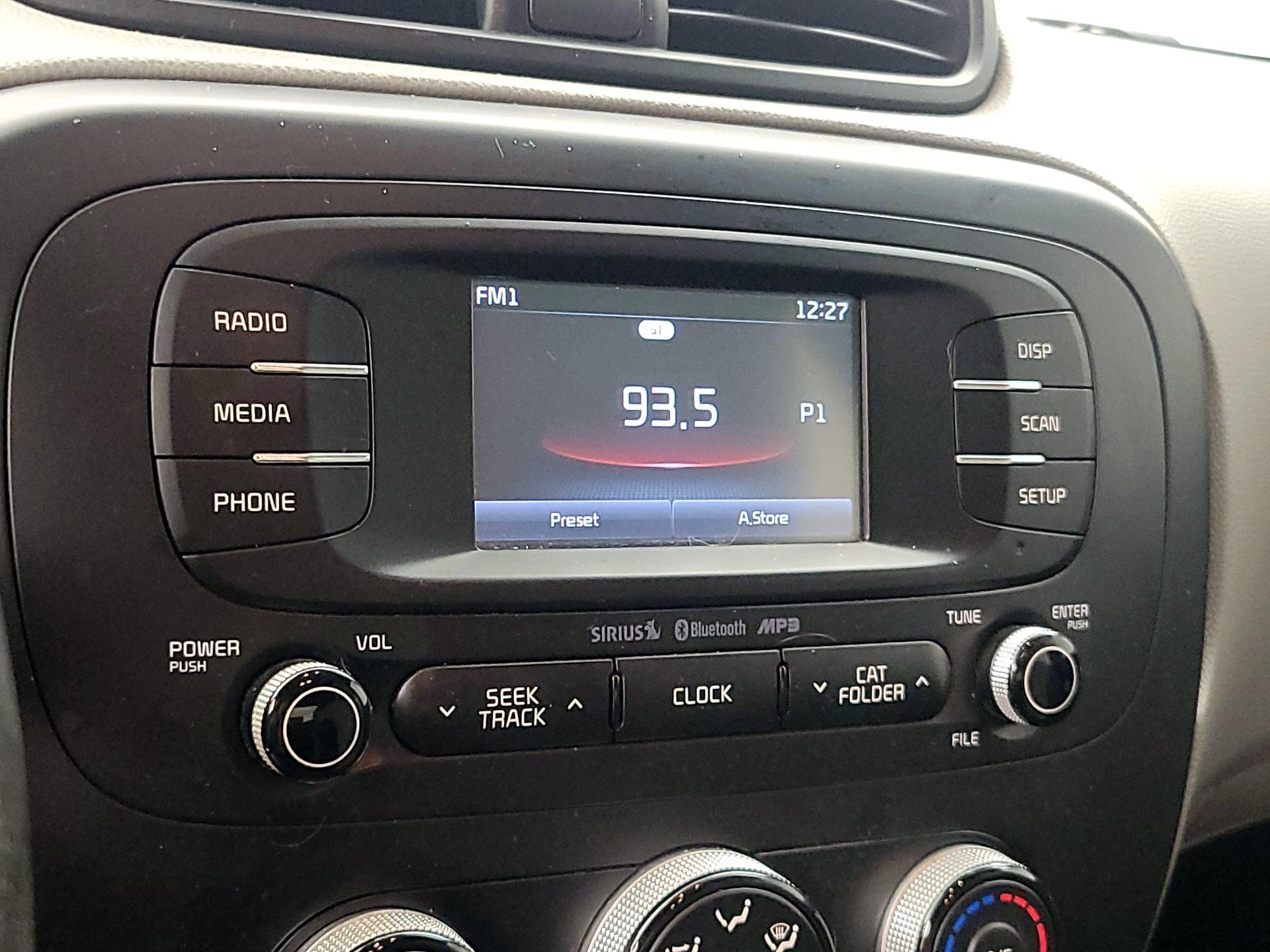 Thumbnail: 2016 Kia Soul - 15
