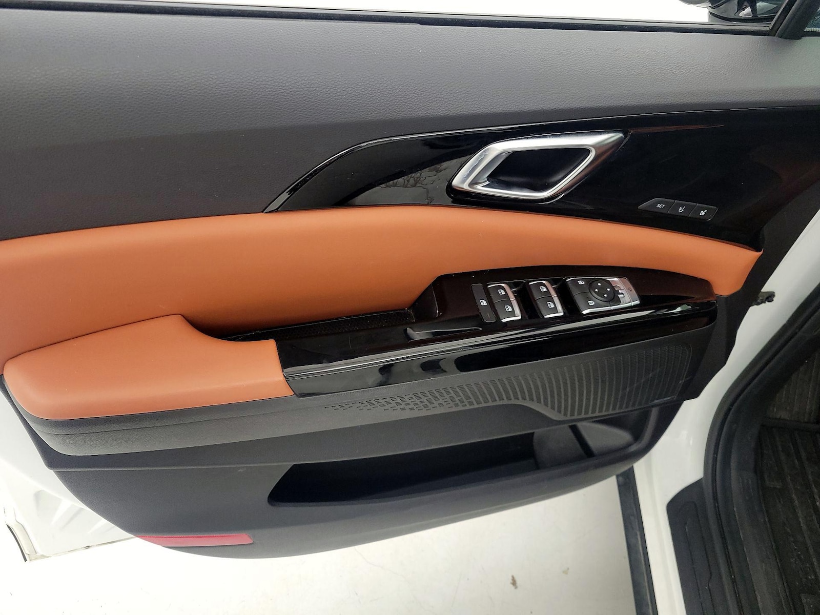 2022 Kia Carnival SX Prestige - Photo 13