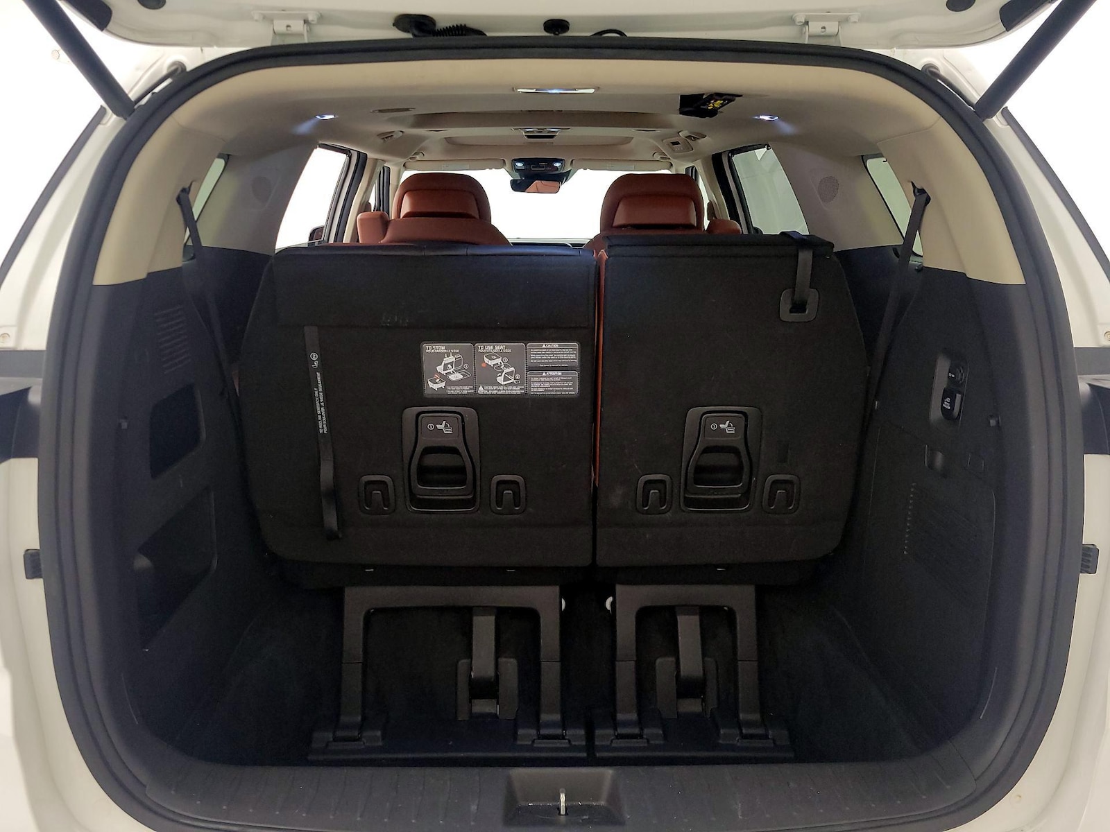 2022 Kia Carnival SX Prestige - Photo 24