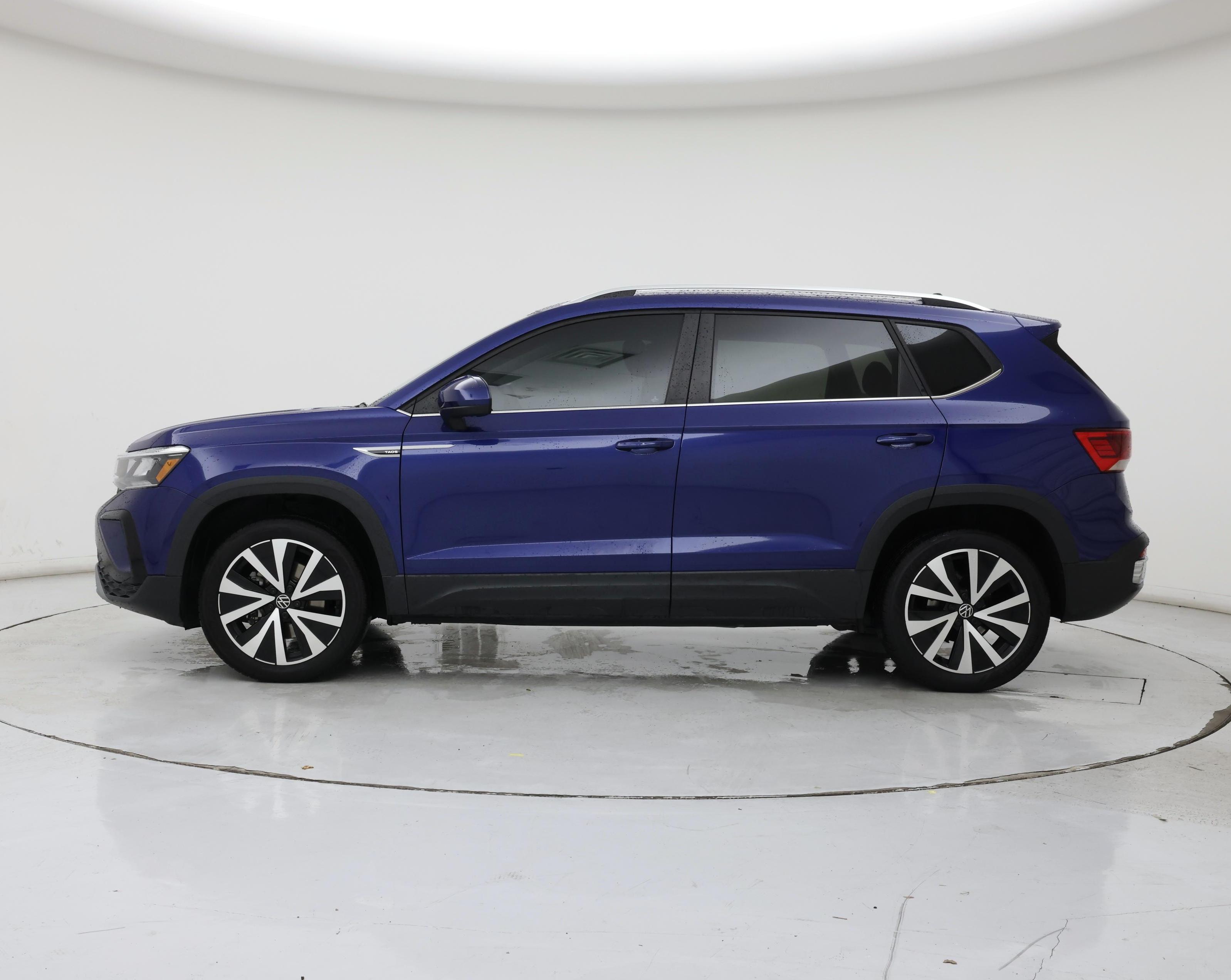 Thumbnail: 2024 Volkswagen Taos - 3