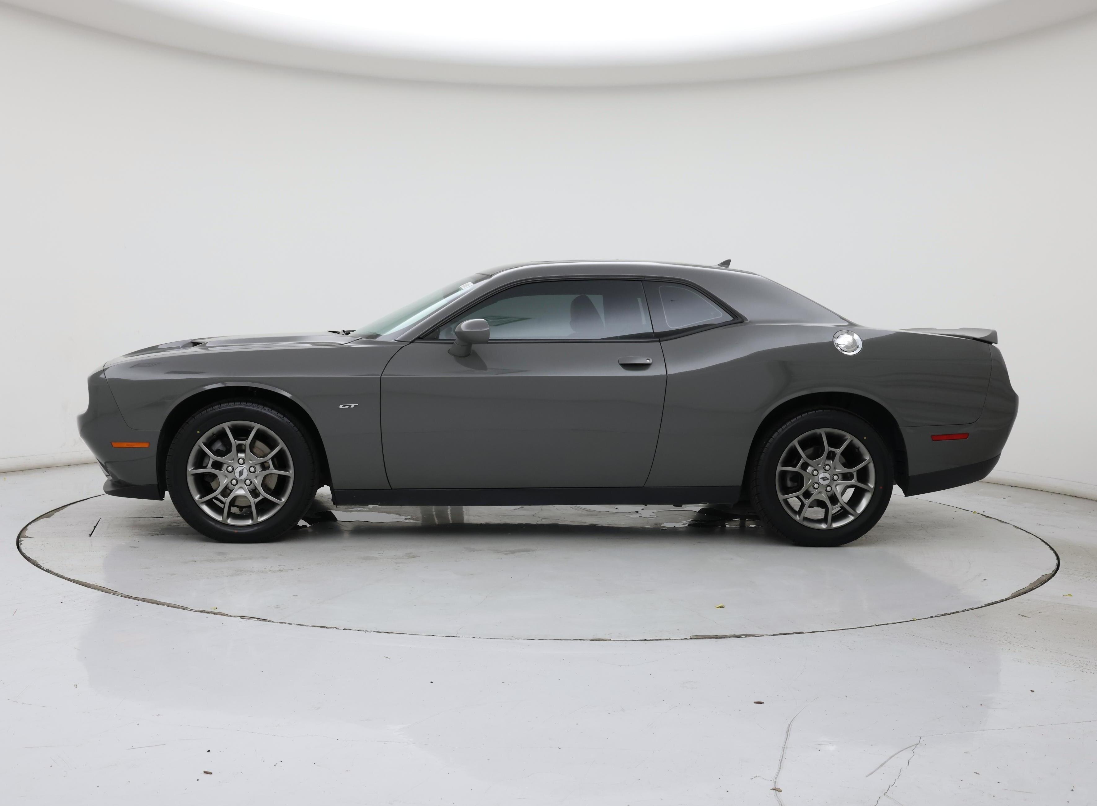 Thumbnail: 2017 Dodge Challenger - 3