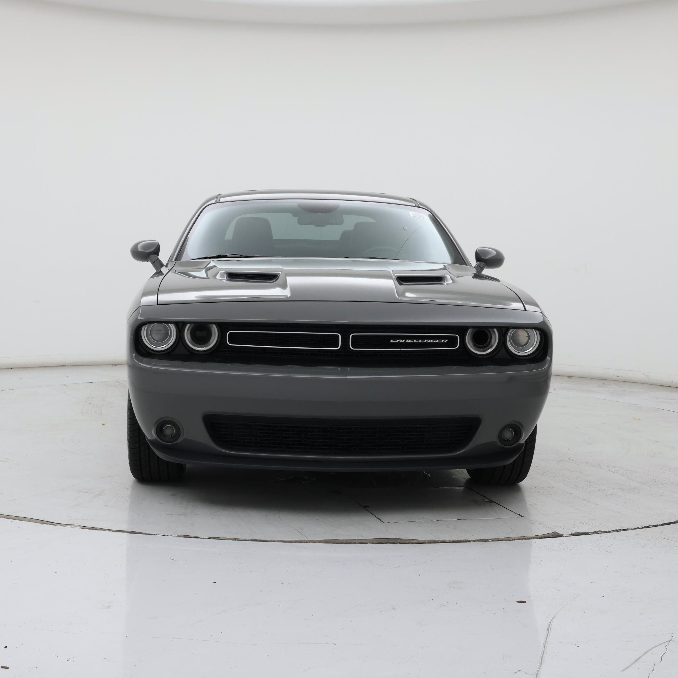 Thumbnail: 2017 Dodge Challenger - 5