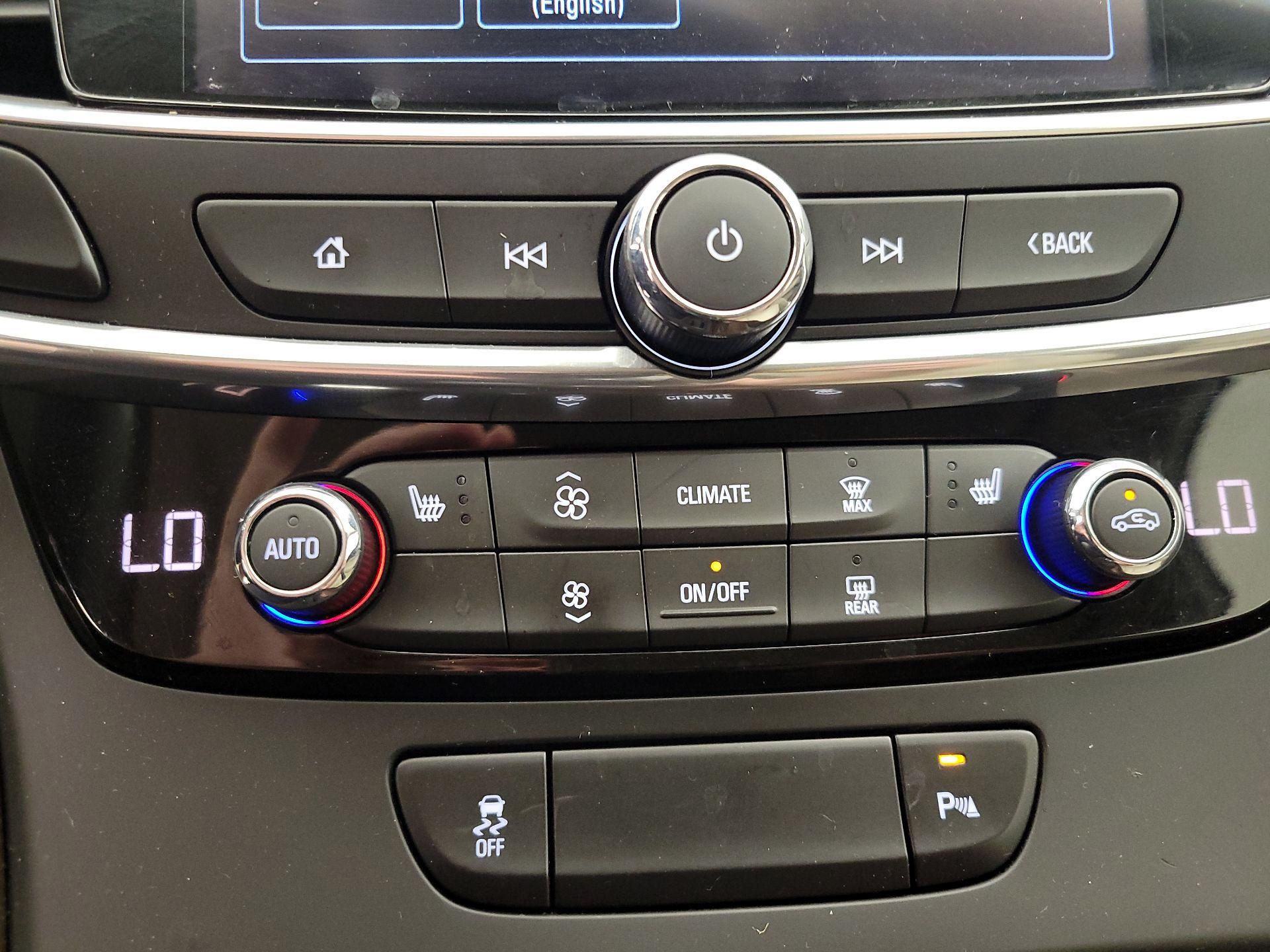 Thumbnail: 2017 Buick LaCrosse - 17