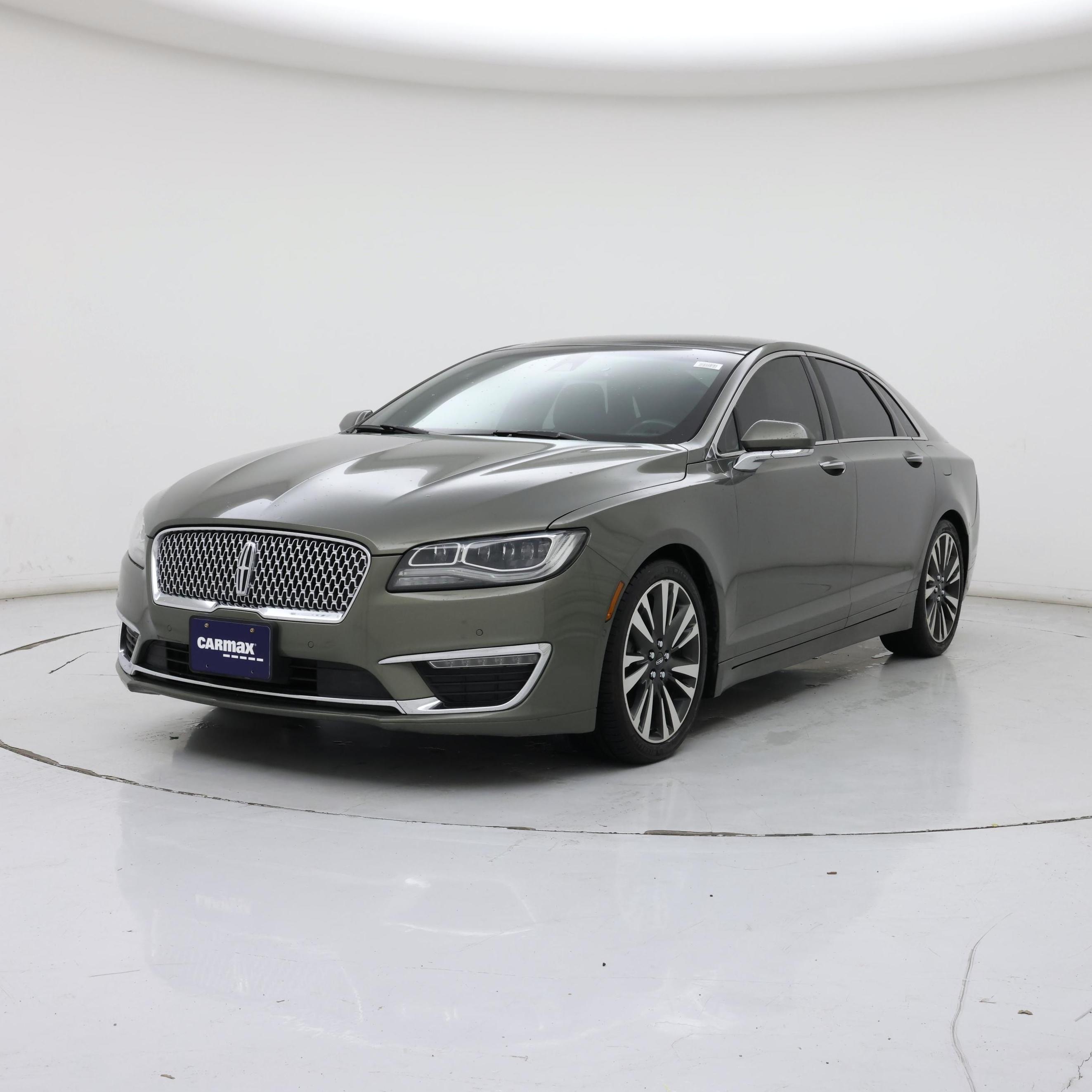 Thumbnail: 2017 Lincoln MKZ - 4