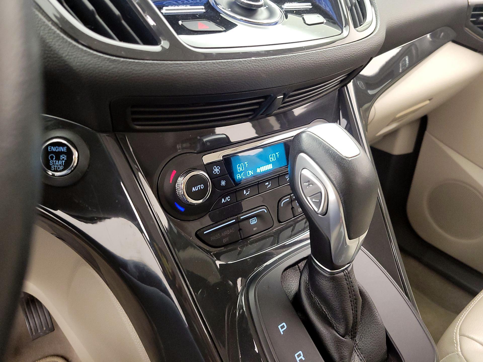 Thumbnail: 2014 Ford Escape - 16