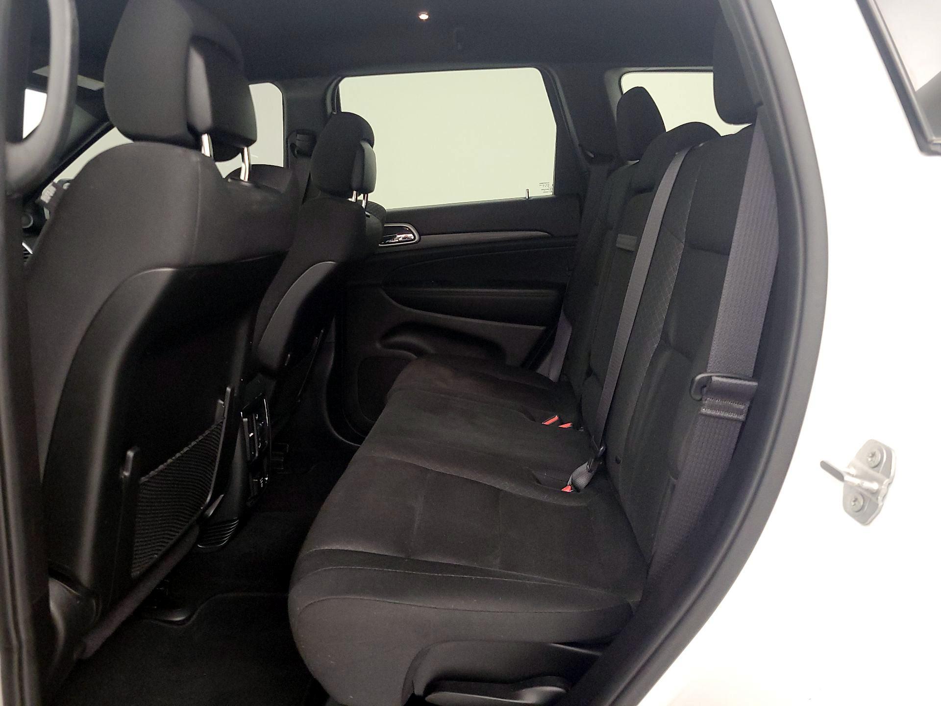 Thumbnail: 2019 Jeep Grand Cherokee - 19