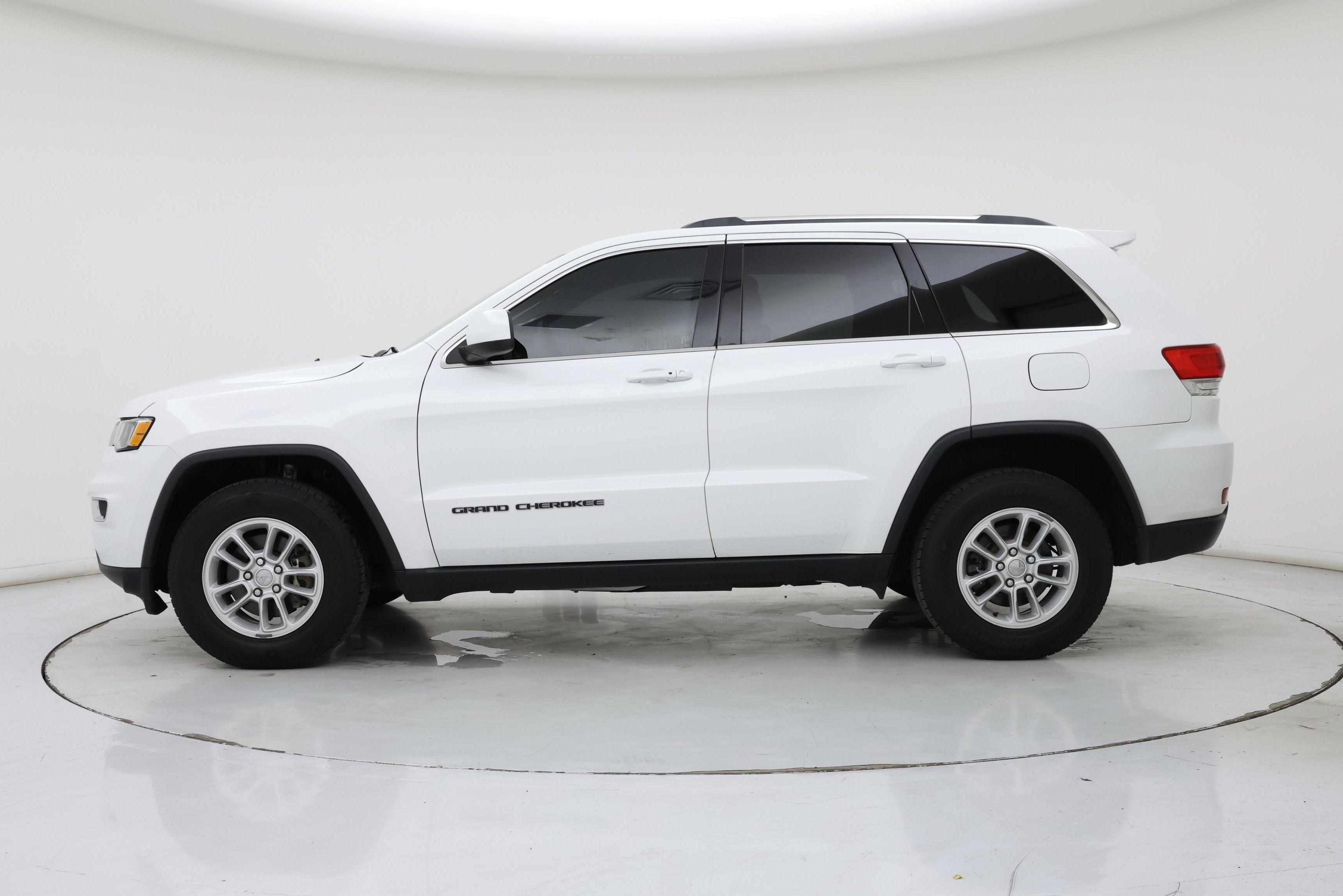 Thumbnail: 2019 Jeep Grand Cherokee - 3