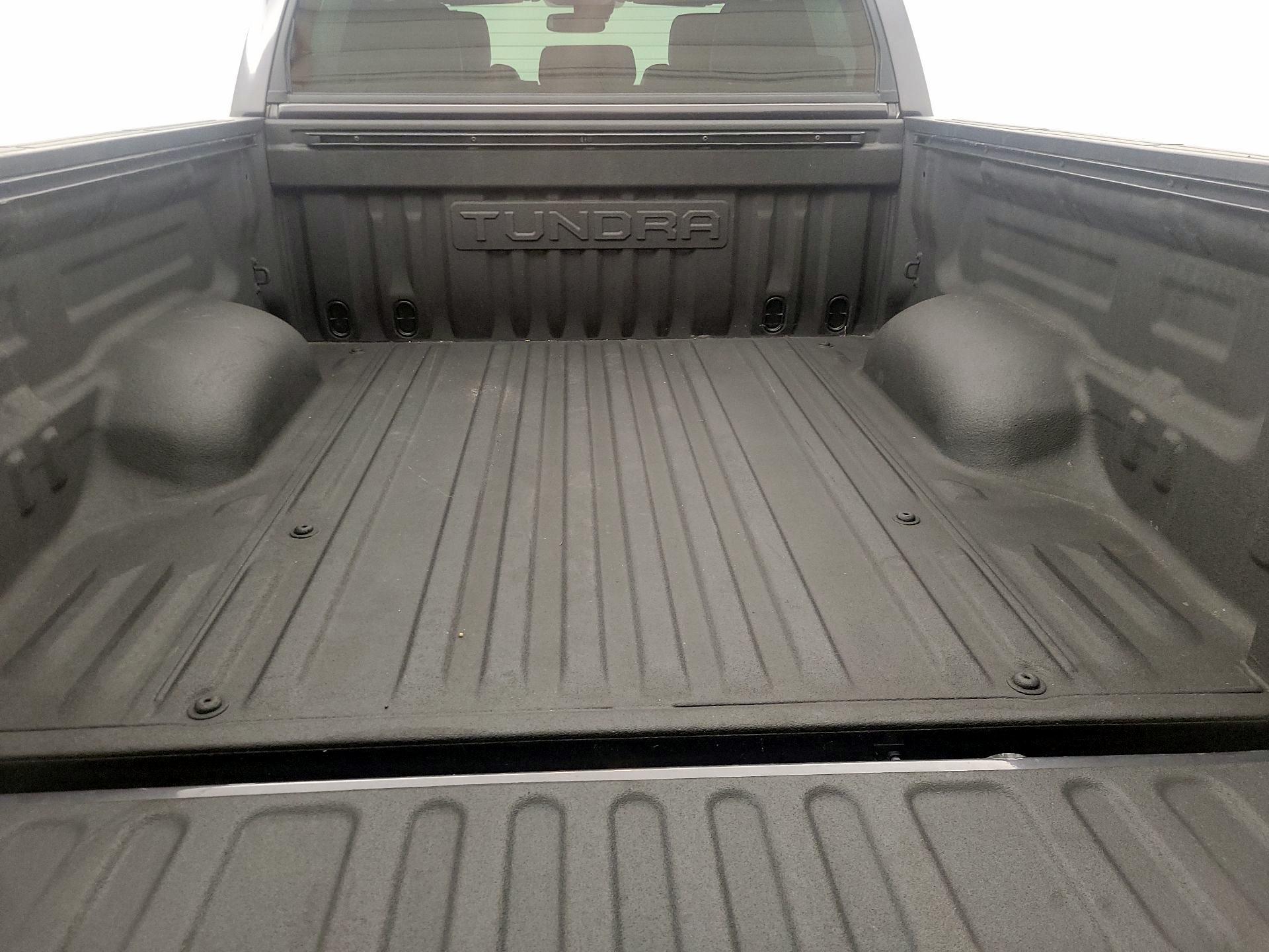 Thumbnail: 2018 Toyota Tundra - 20