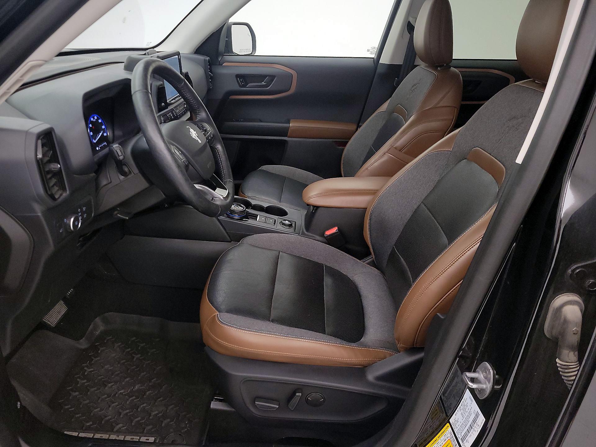 Thumbnail: 2021 Ford Bronco Sport - 11