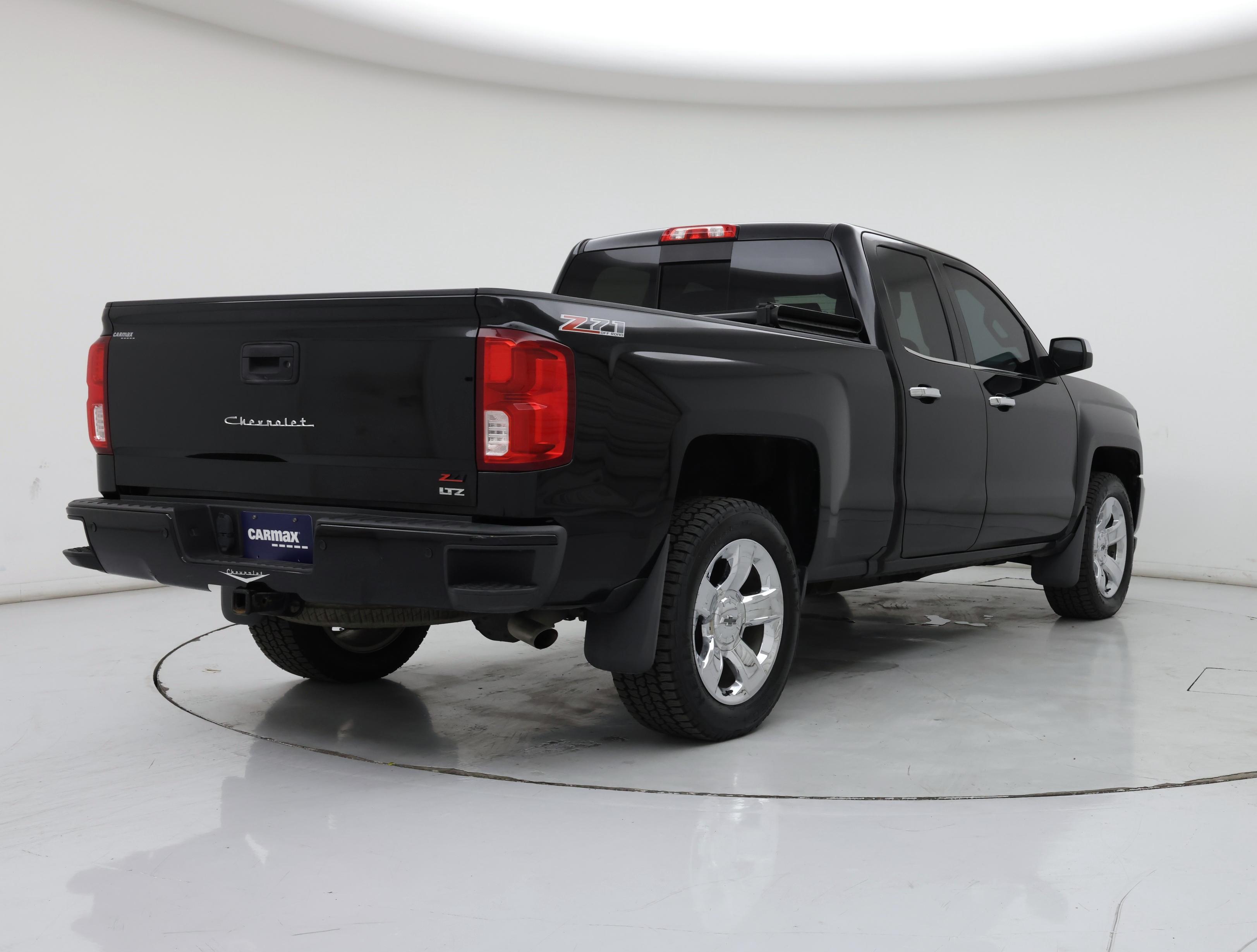 Thumbnail: 2017 Chevrolet Silverado 1500 - 8