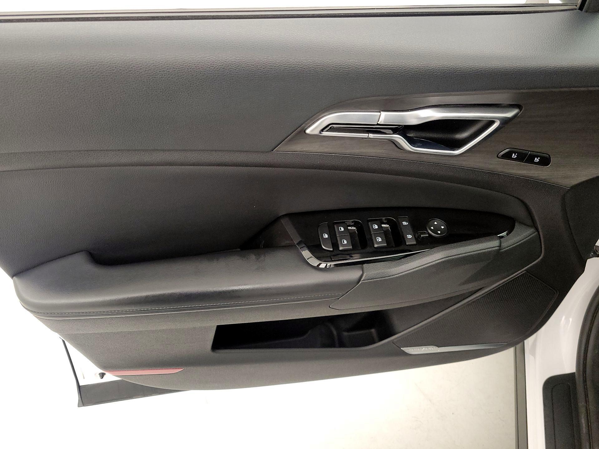 Thumbnail: 2023 Kia Sportage - 12
