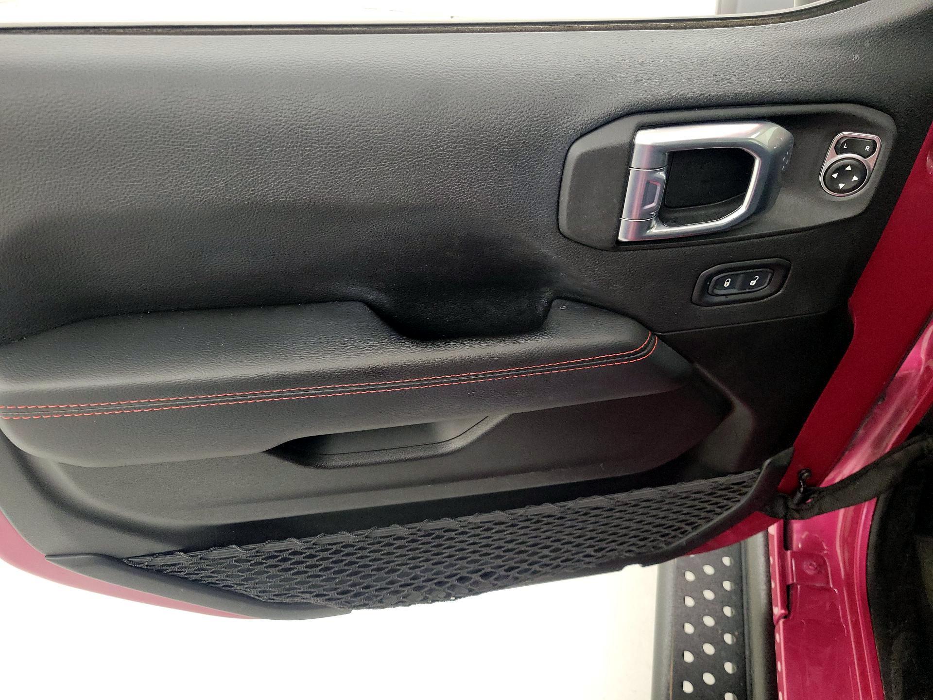 Thumbnail: 2021 Jeep Wrangler - 12