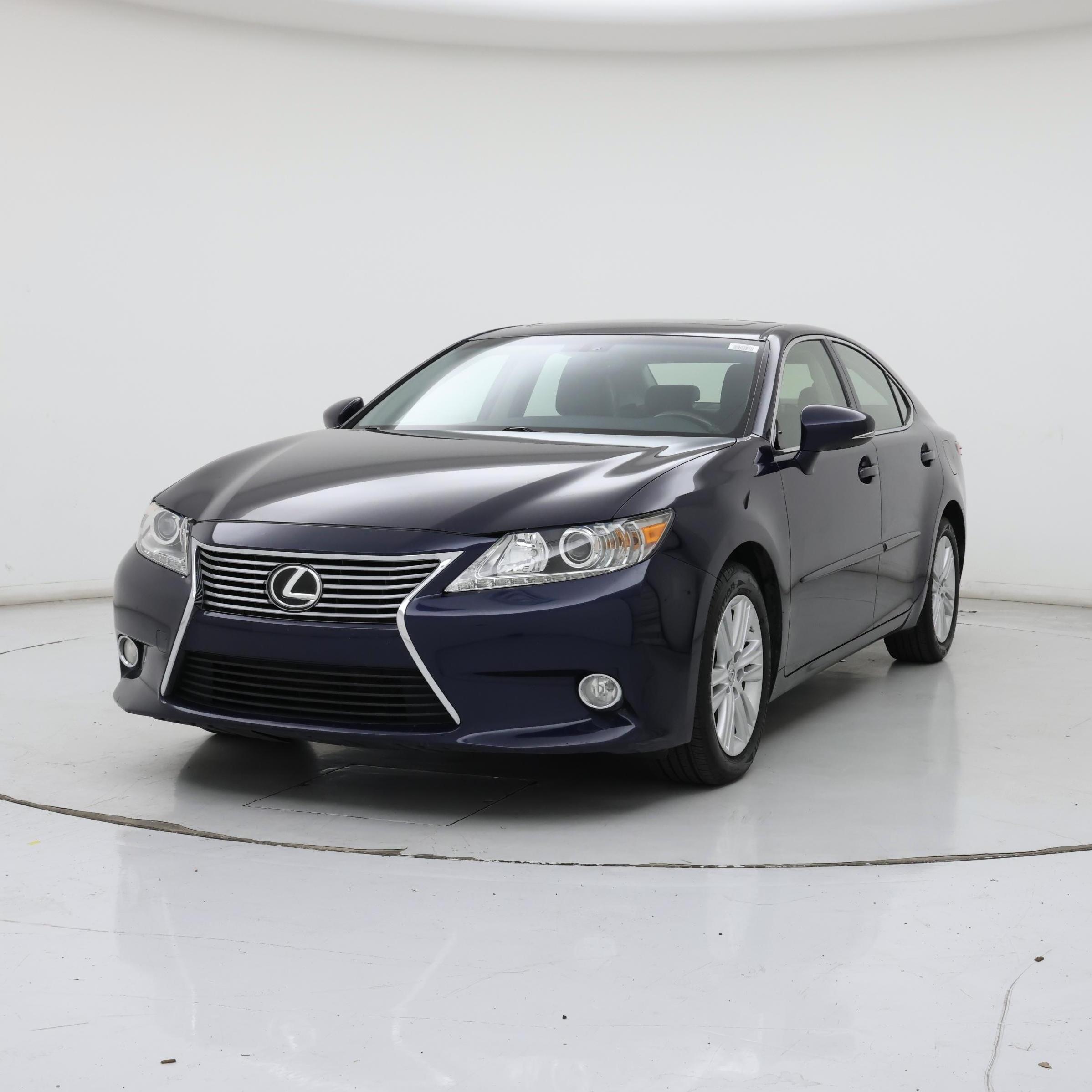 Thumbnail: 2014 Lexus ES - 4