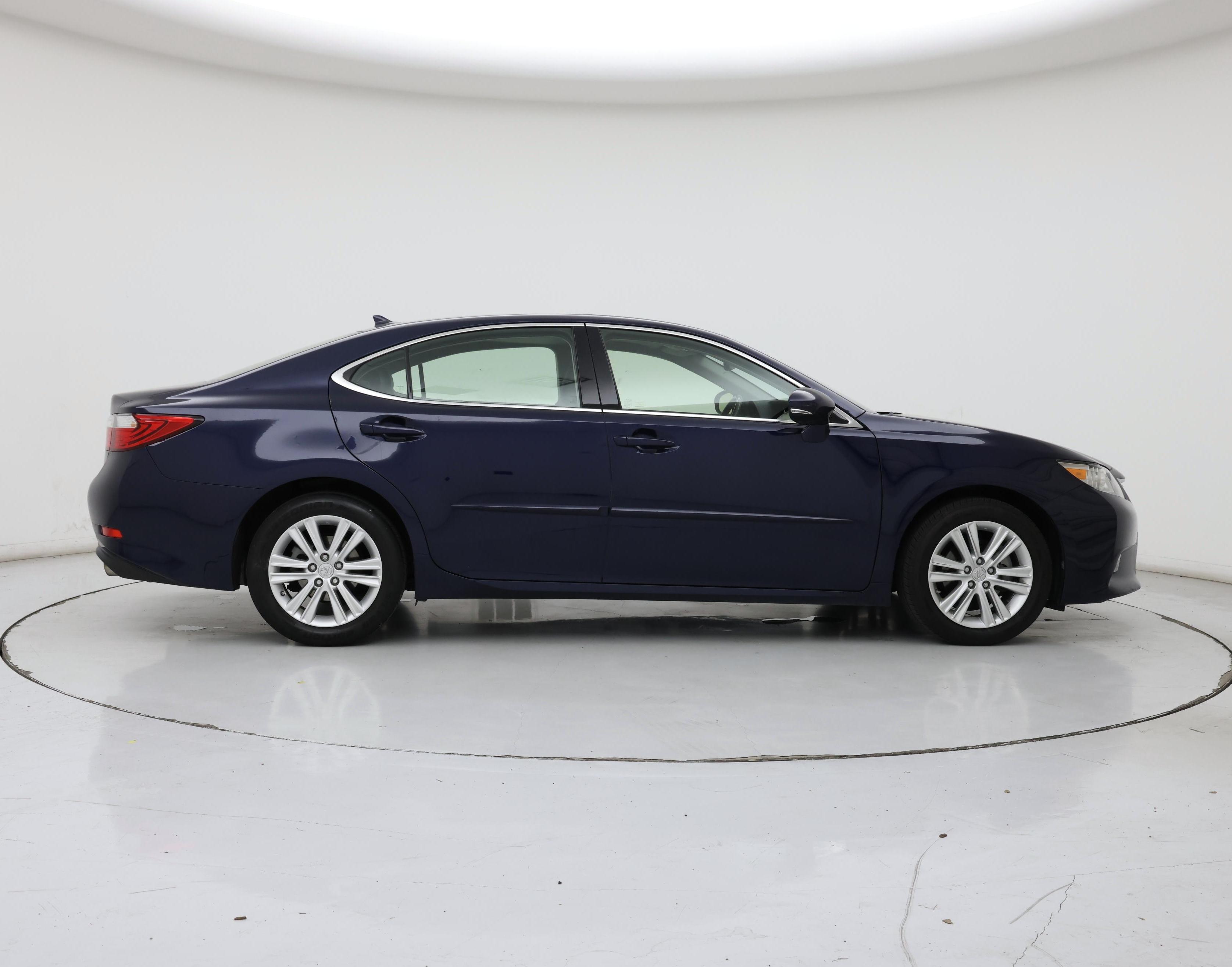 Thumbnail: 2014 Lexus ES - 7