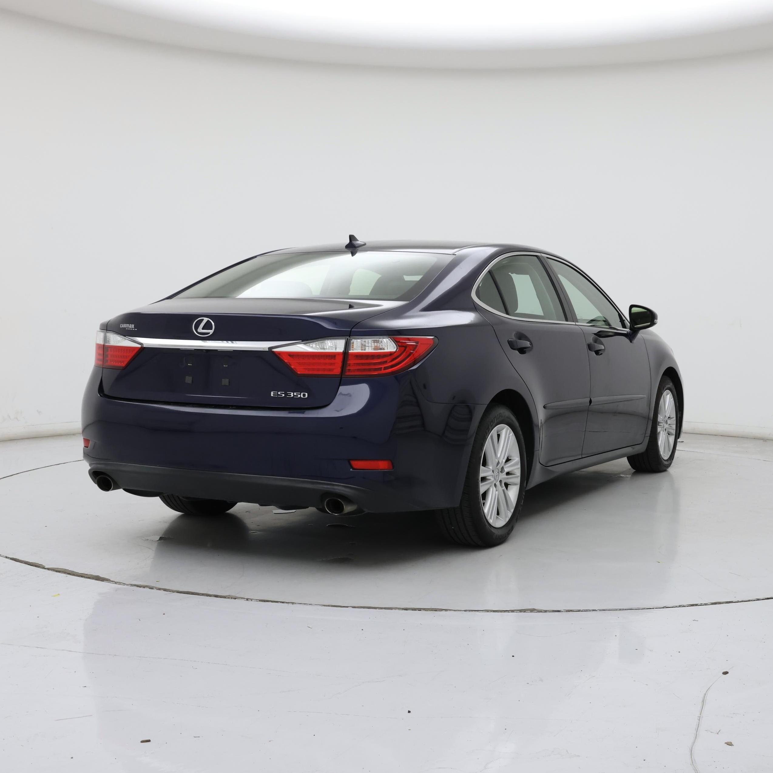 Thumbnail: 2014 Lexus ES - 8