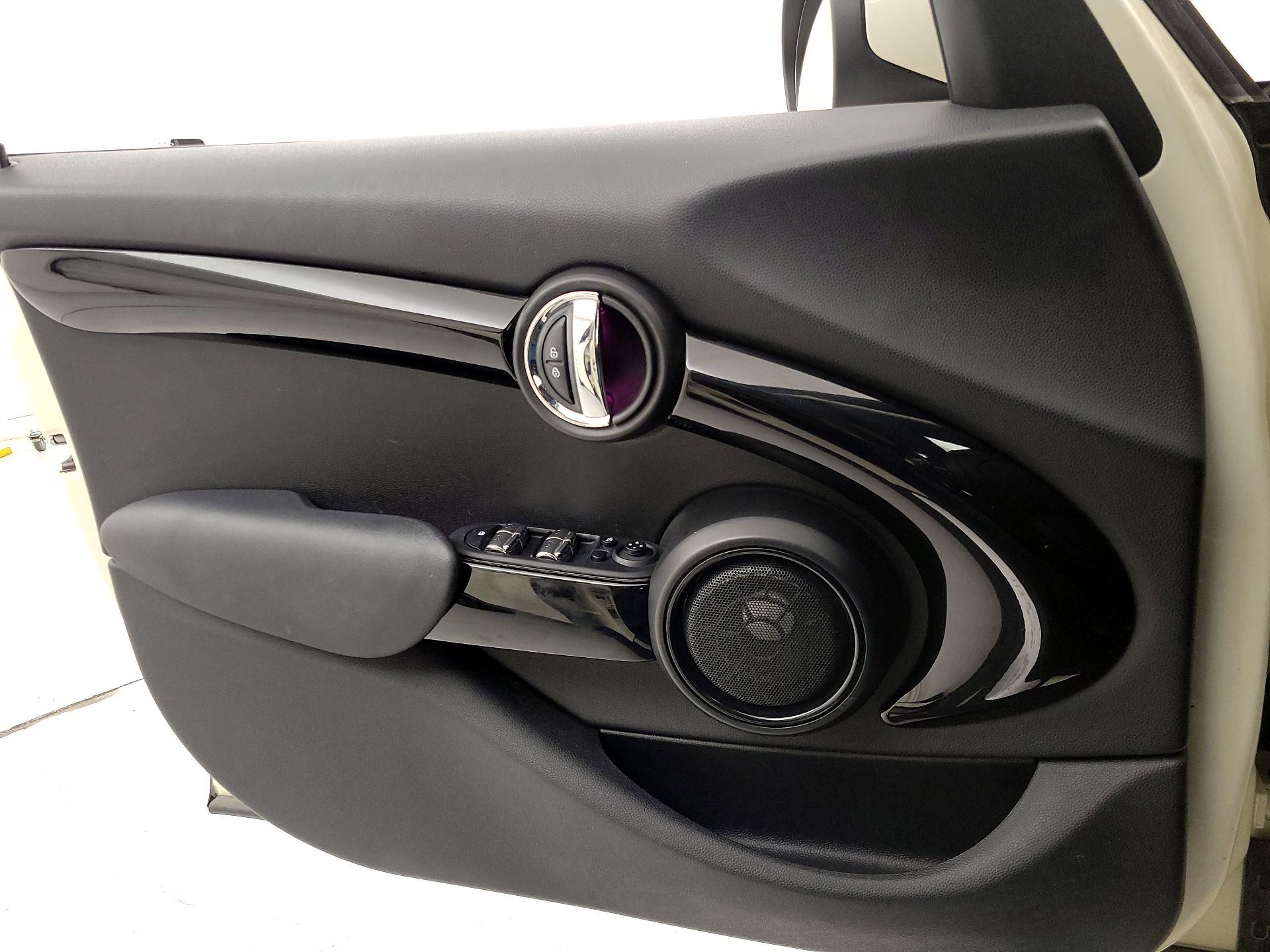Thumbnail: 2021 MINI Cooper Hardtop - 12