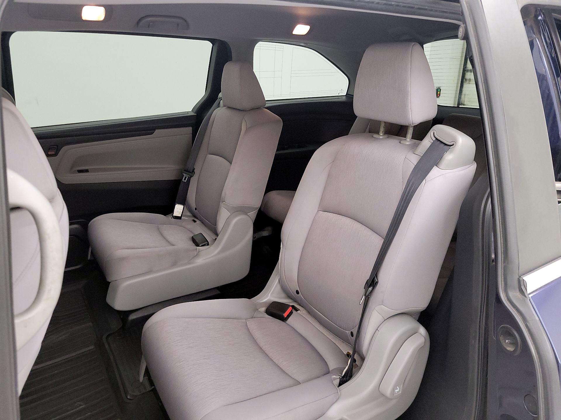 Thumbnail: 2018 Honda Odyssey - 19
