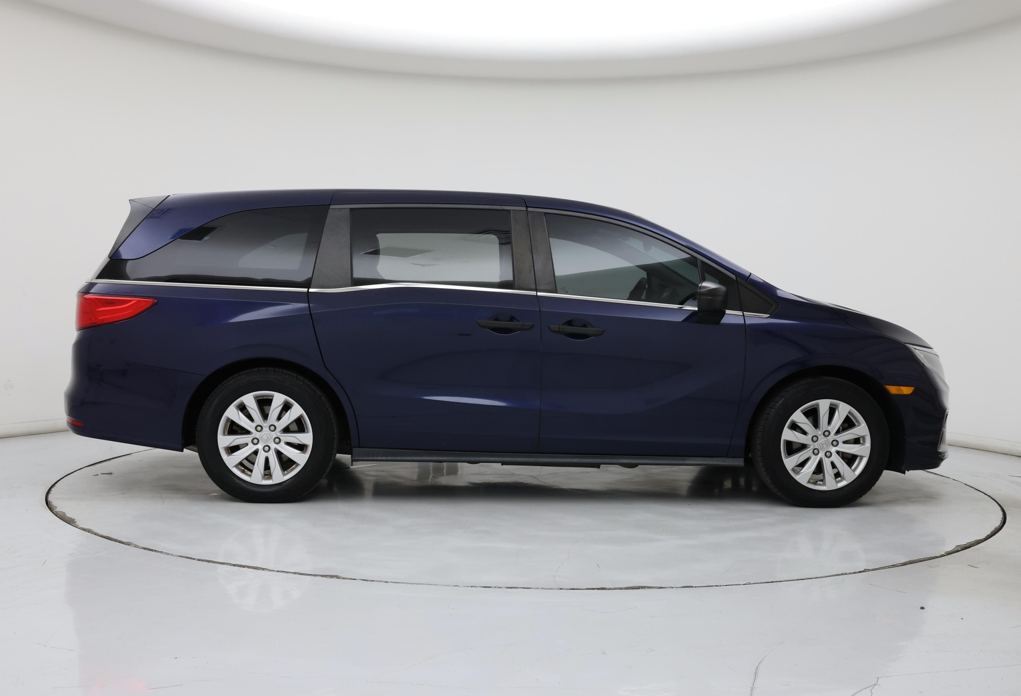 Thumbnail: 2018 Honda Odyssey - 7