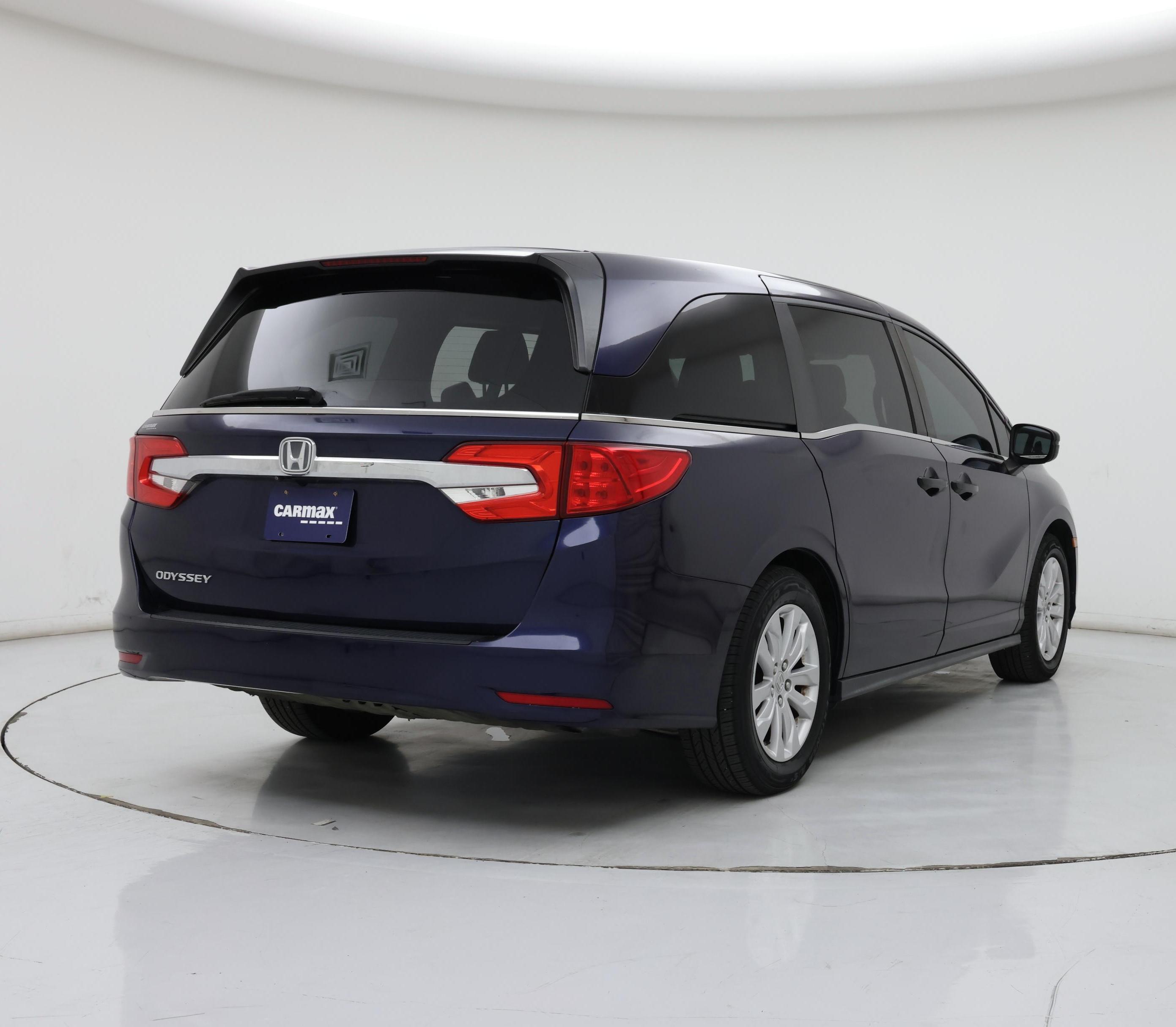 Thumbnail: 2018 Honda Odyssey - 8