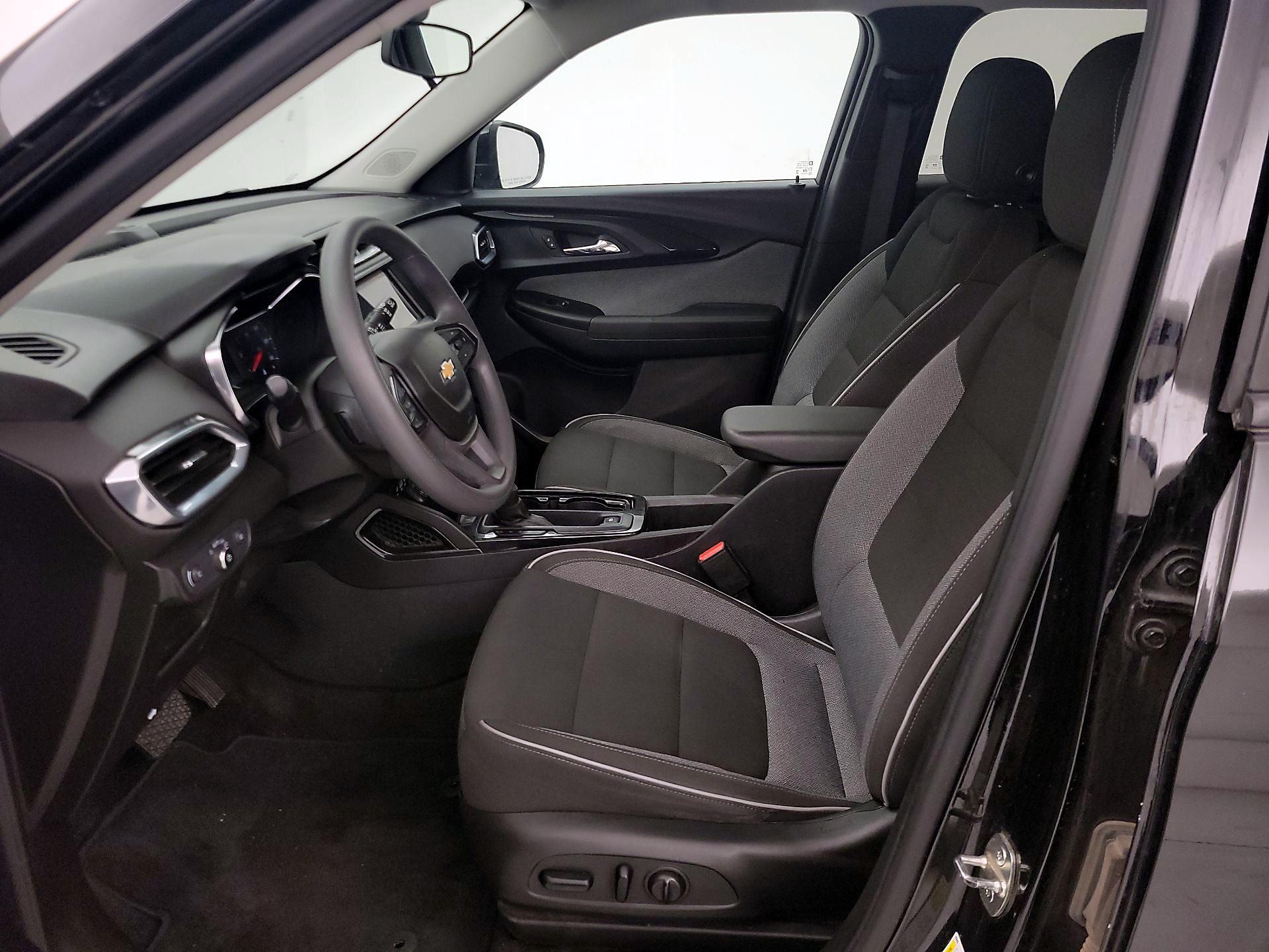 Thumbnail: 2022 Chevrolet TrailBlazer - 11