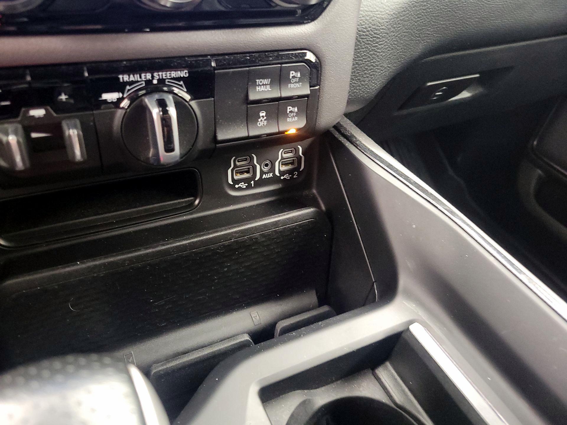 Thumbnail: 2022 RAM 1500 - 19