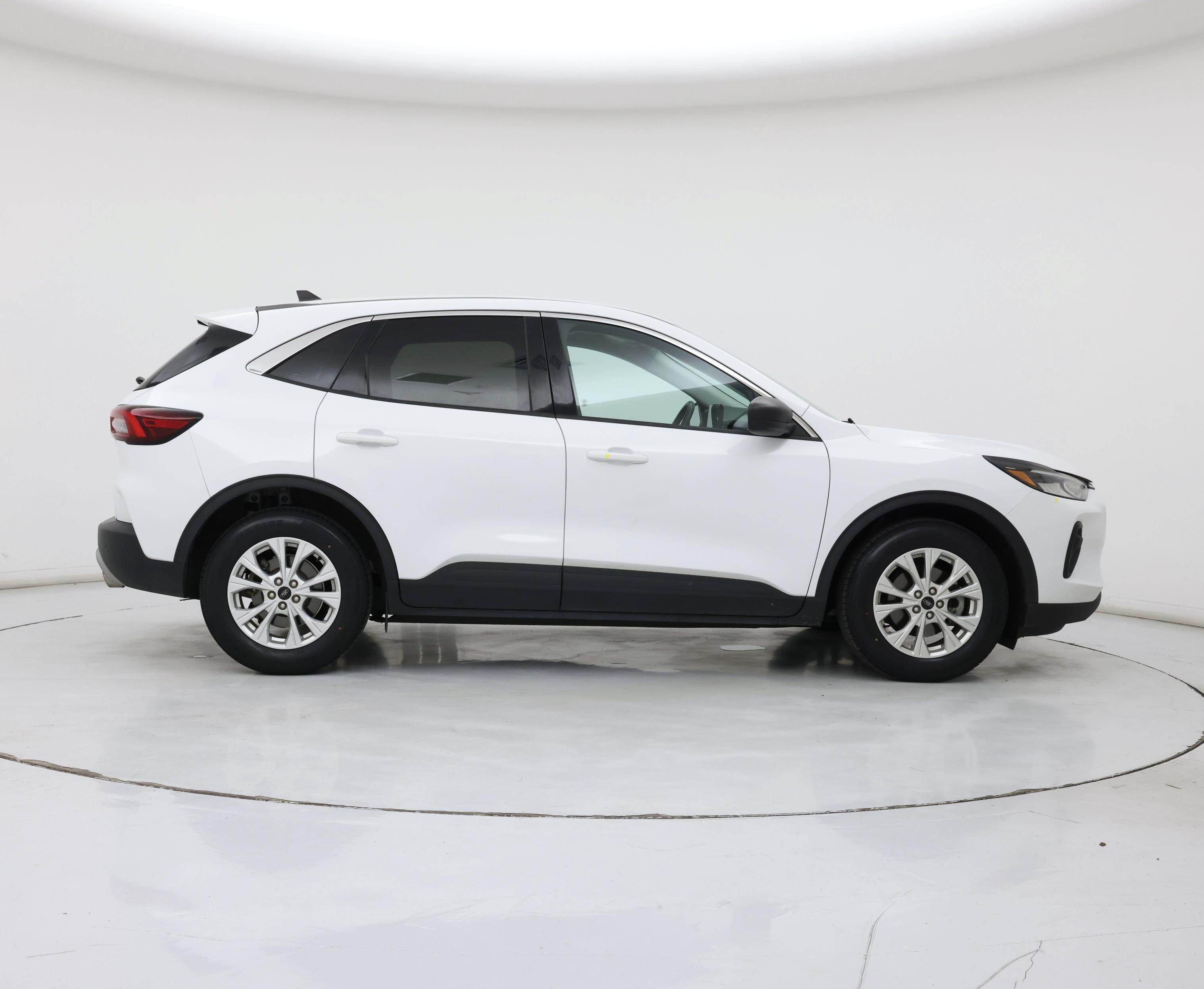Thumbnail: 2023 Ford Escape - 7