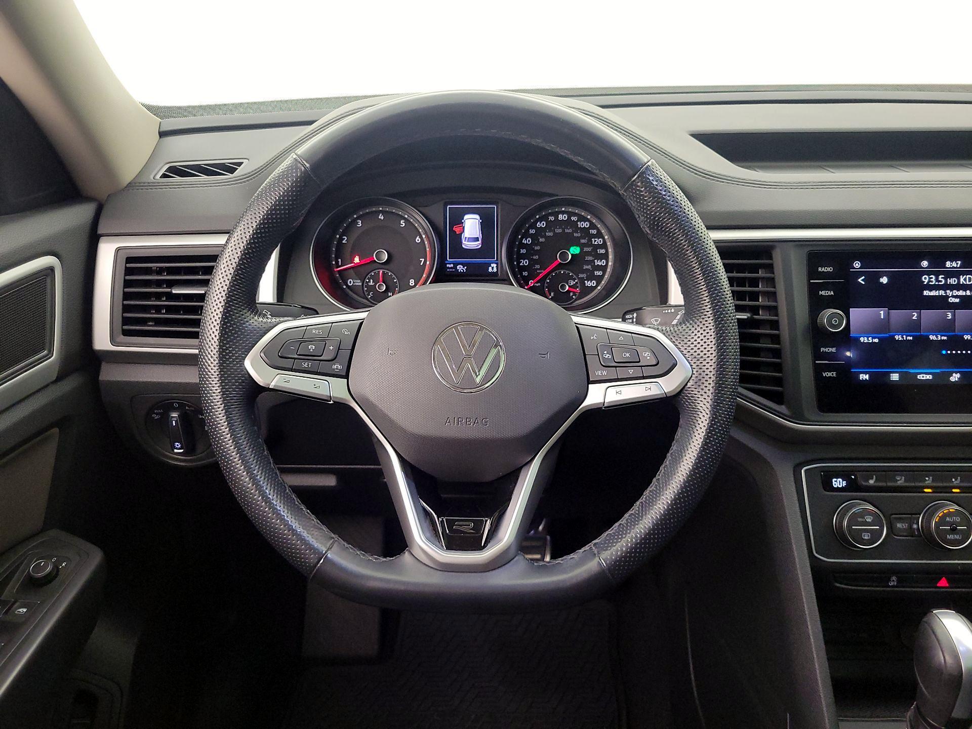 Thumbnail: 2021 Volkswagen Atlas - 10
