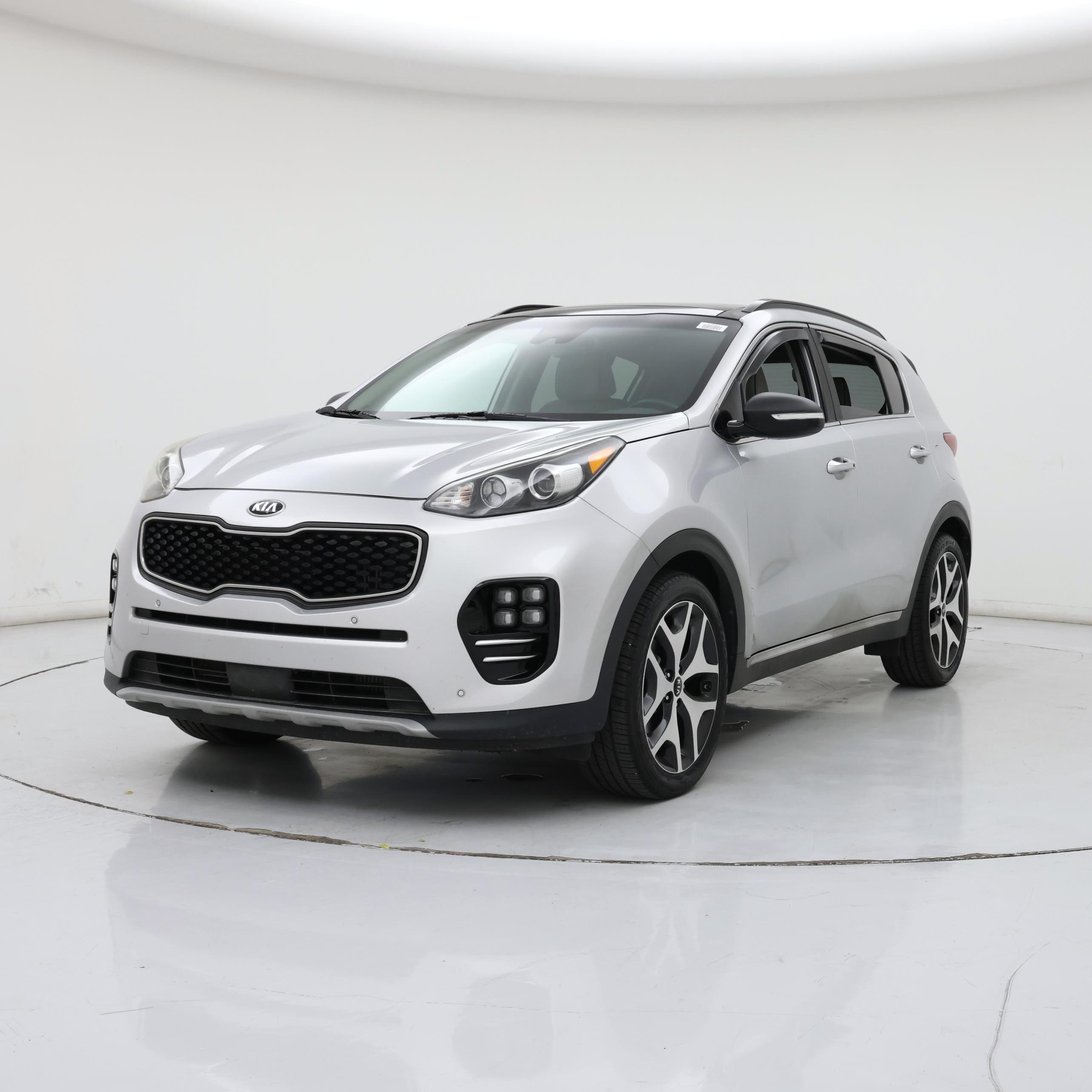 Thumbnail: 2019 Kia Sportage - 4