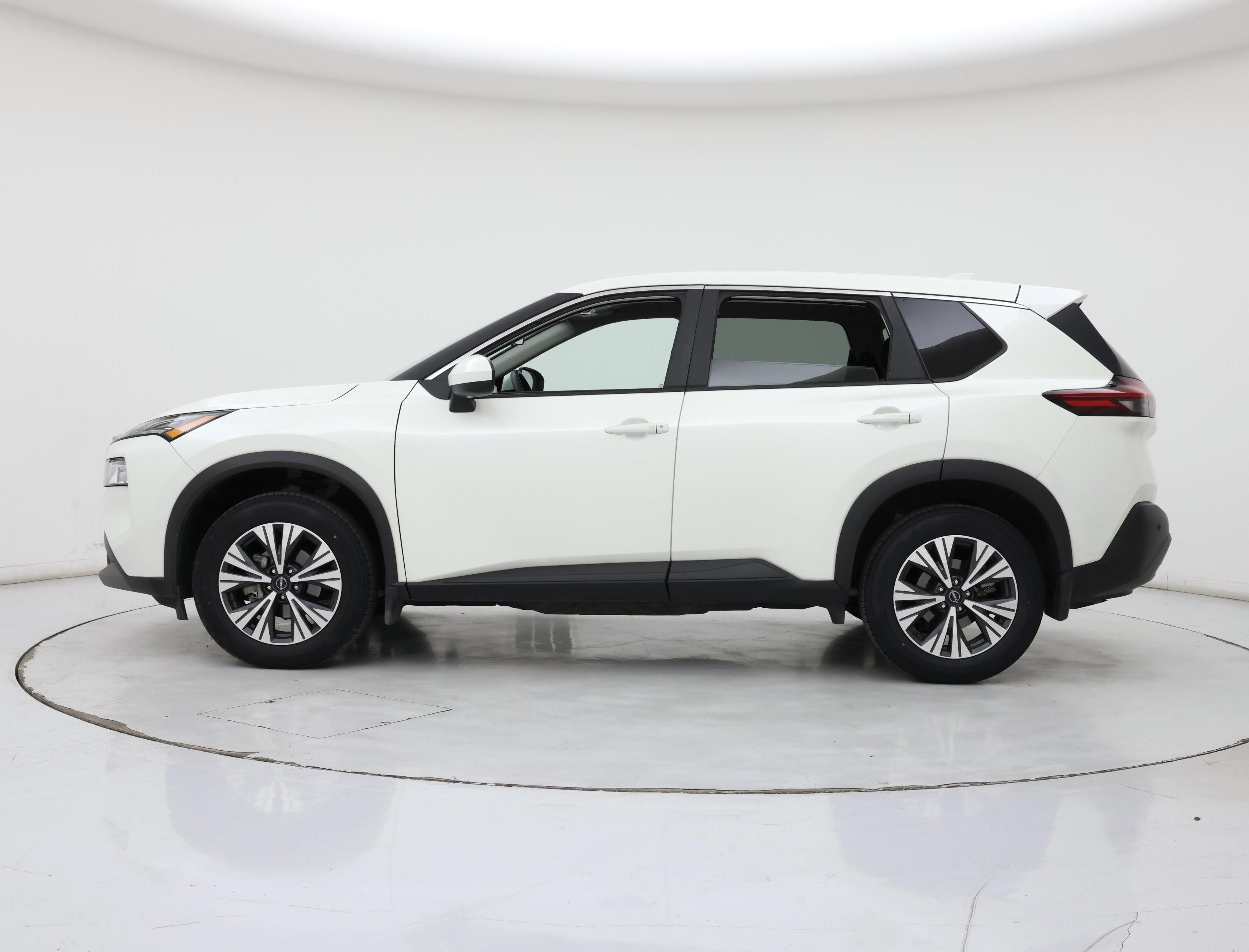 Thumbnail: 2023 Nissan Rogue - 3