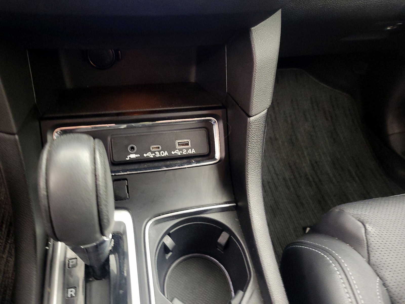 2023 Subaru Ascent Limited - Photo 19