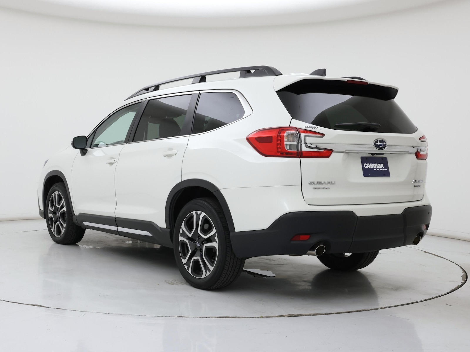2023 Subaru Ascent Limited - Photo 3