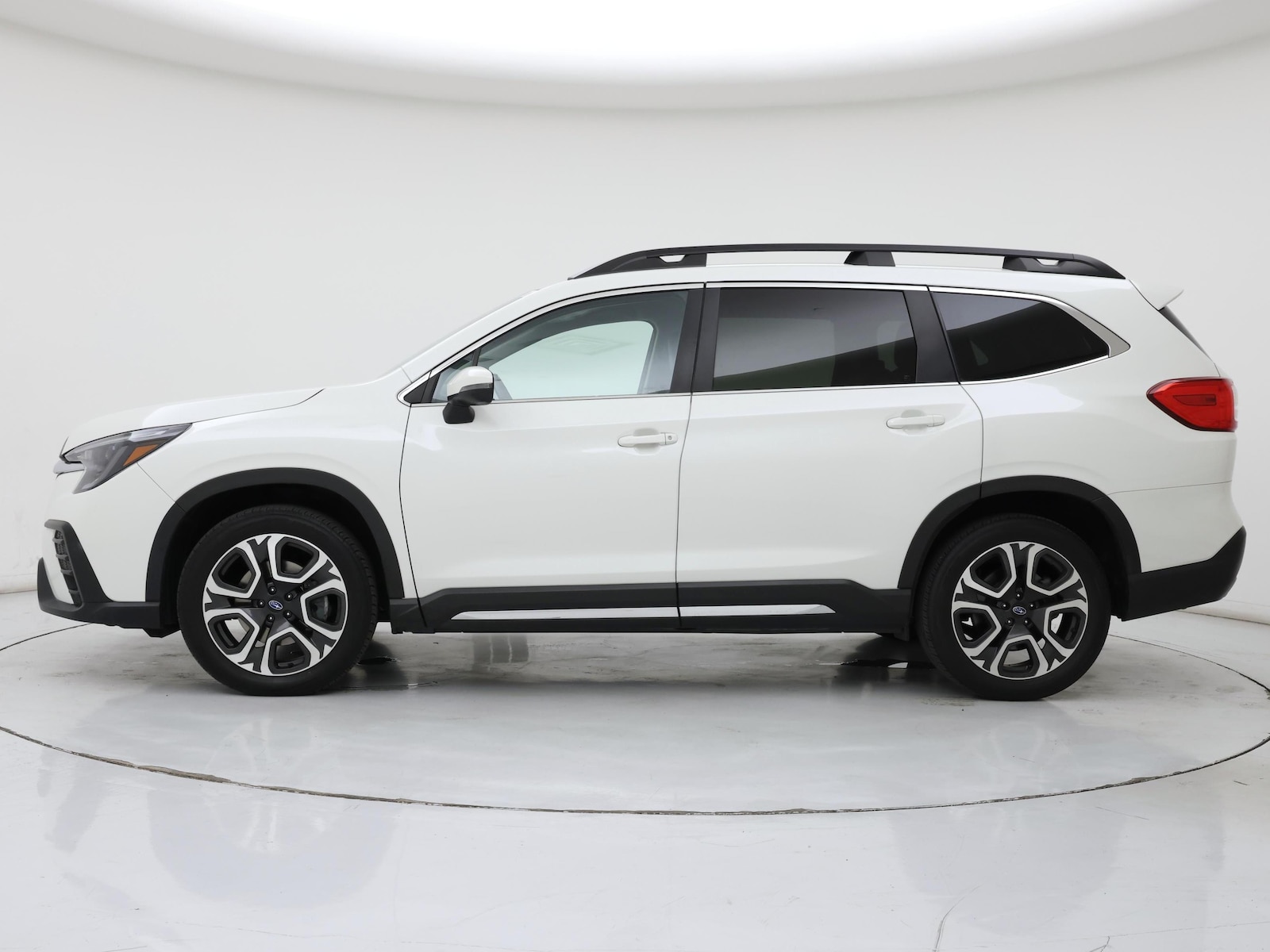 2023 Subaru Ascent Limited - Photo 4