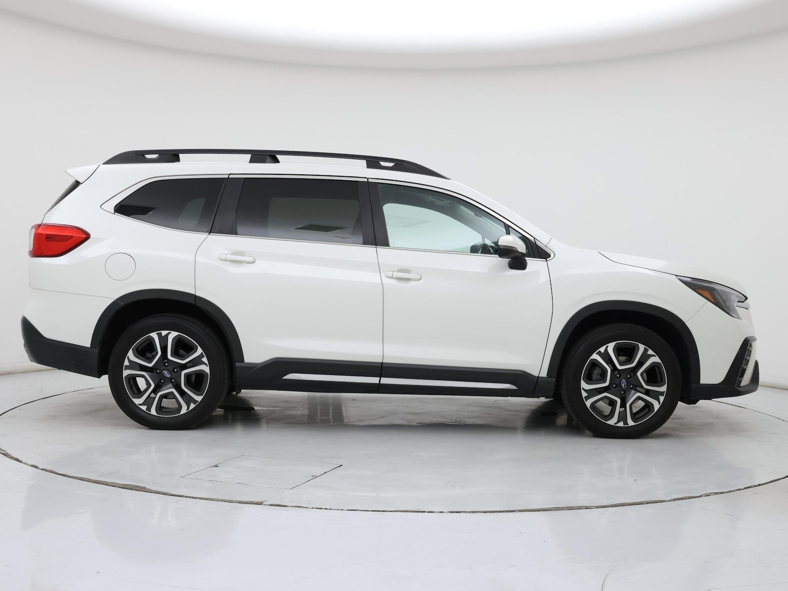 2023 Subaru Ascent Limited - Photo 8