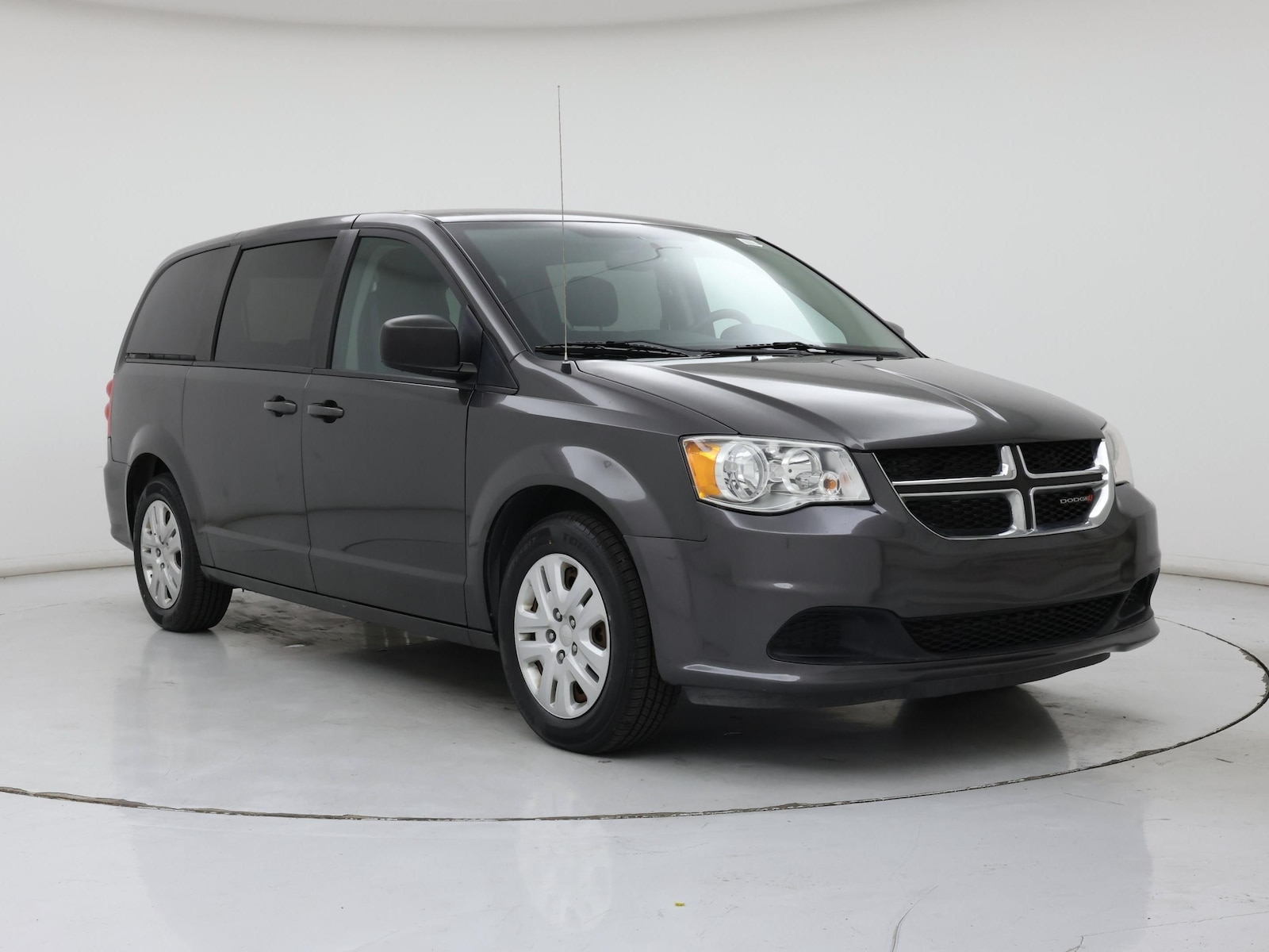 2018 Dodge Grand Caravan SE - Photo 2