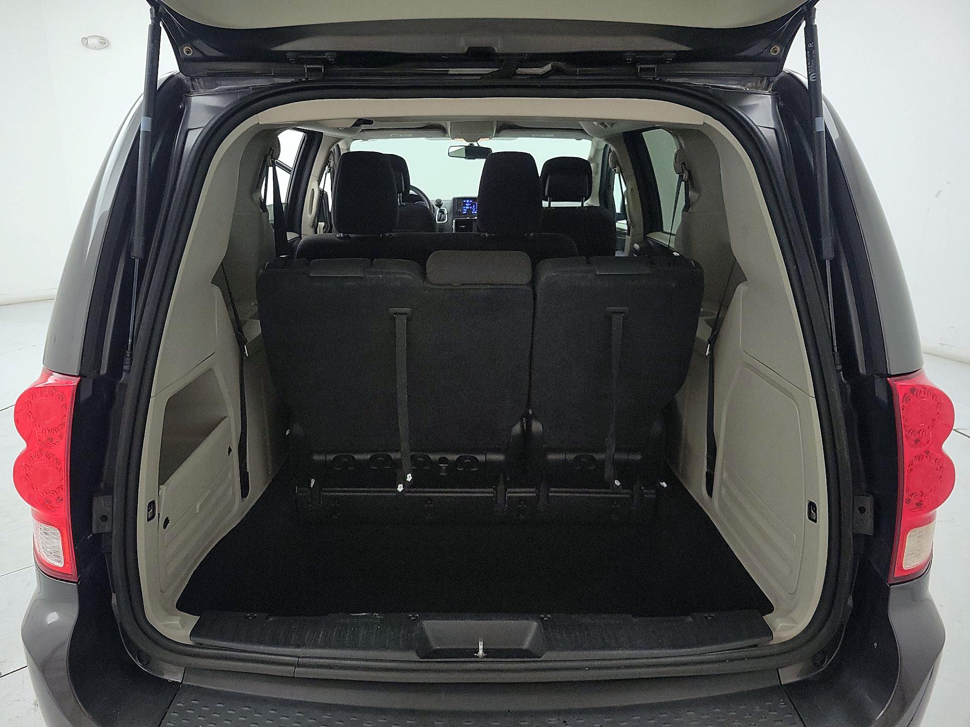 Thumbnail: 2018 Dodge Grand Caravan - 20