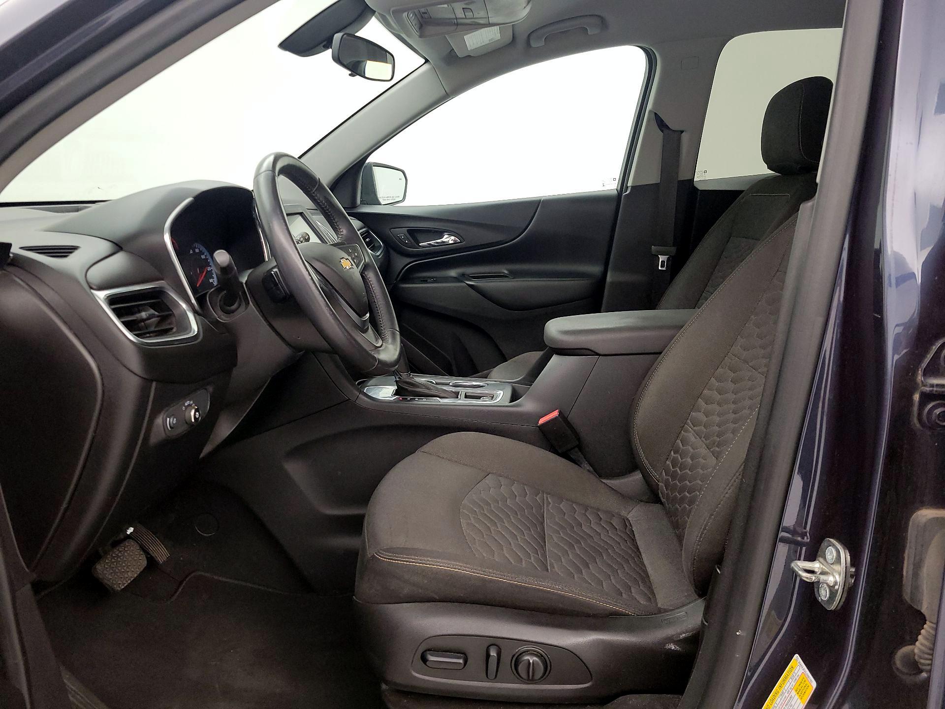 Thumbnail: 2018 Chevrolet Equinox - 11