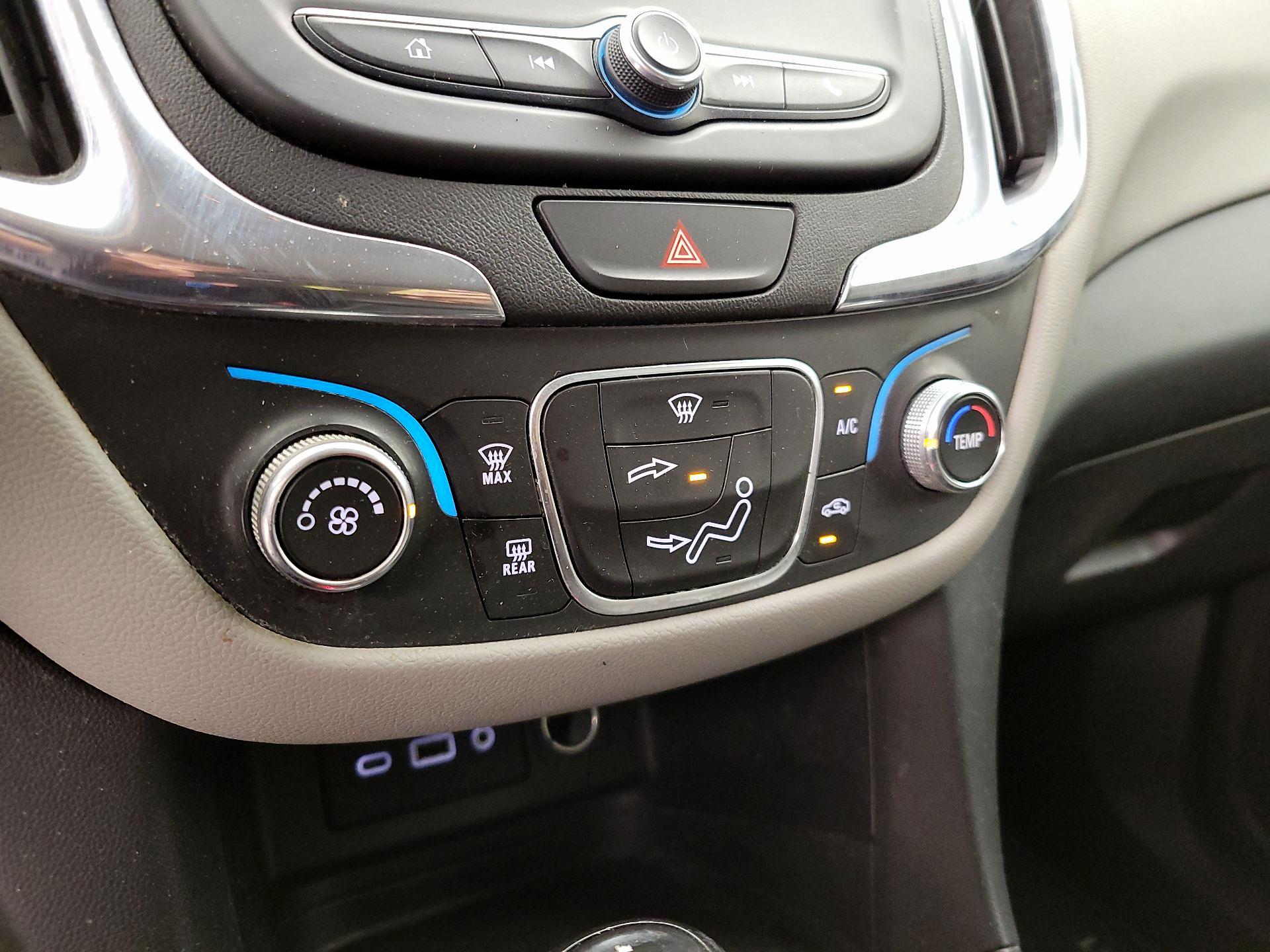 Thumbnail: 2019 Chevrolet Equinox - 16